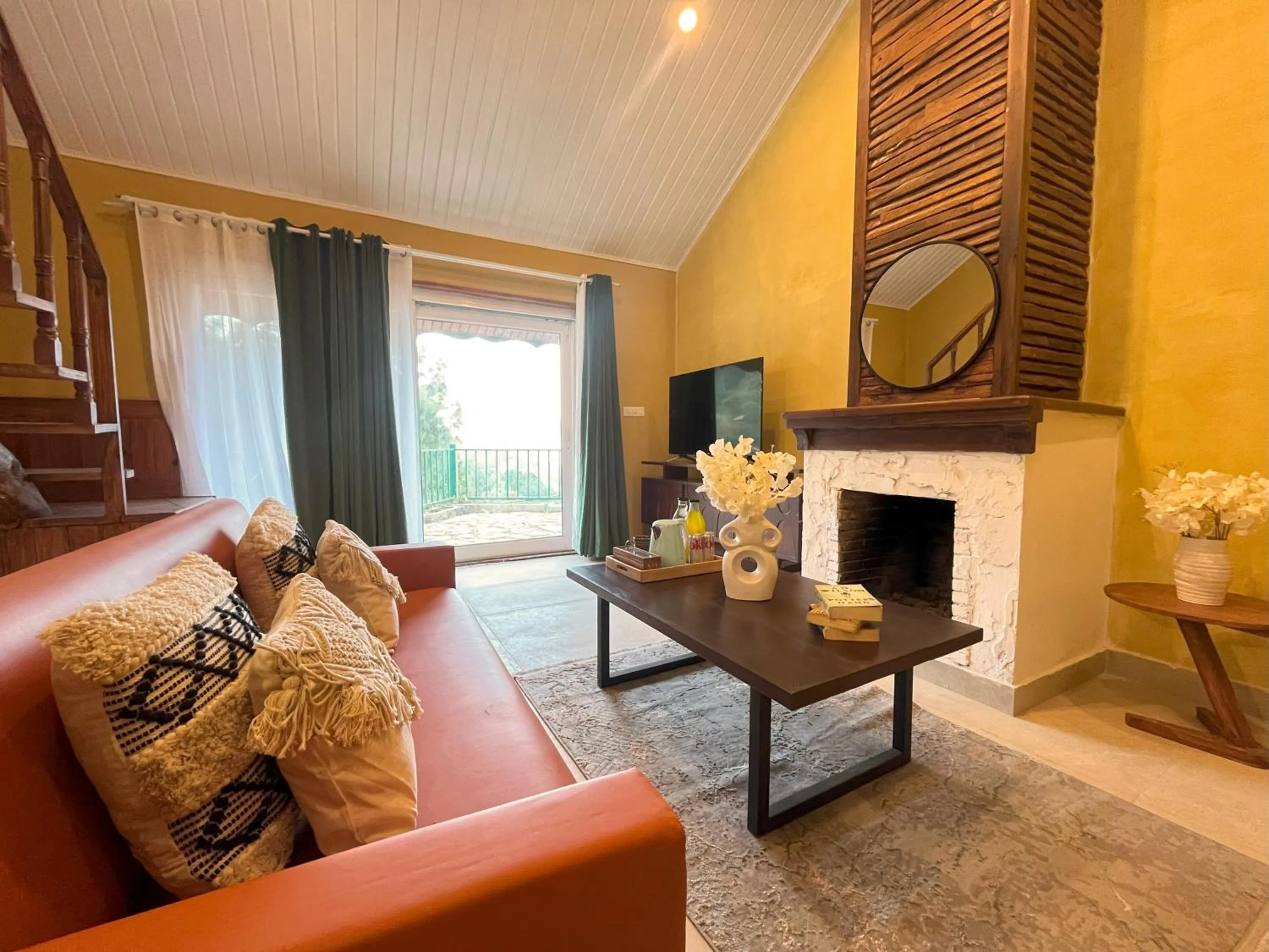 Living room in Seclude Kasauli, Himachal Pradesh