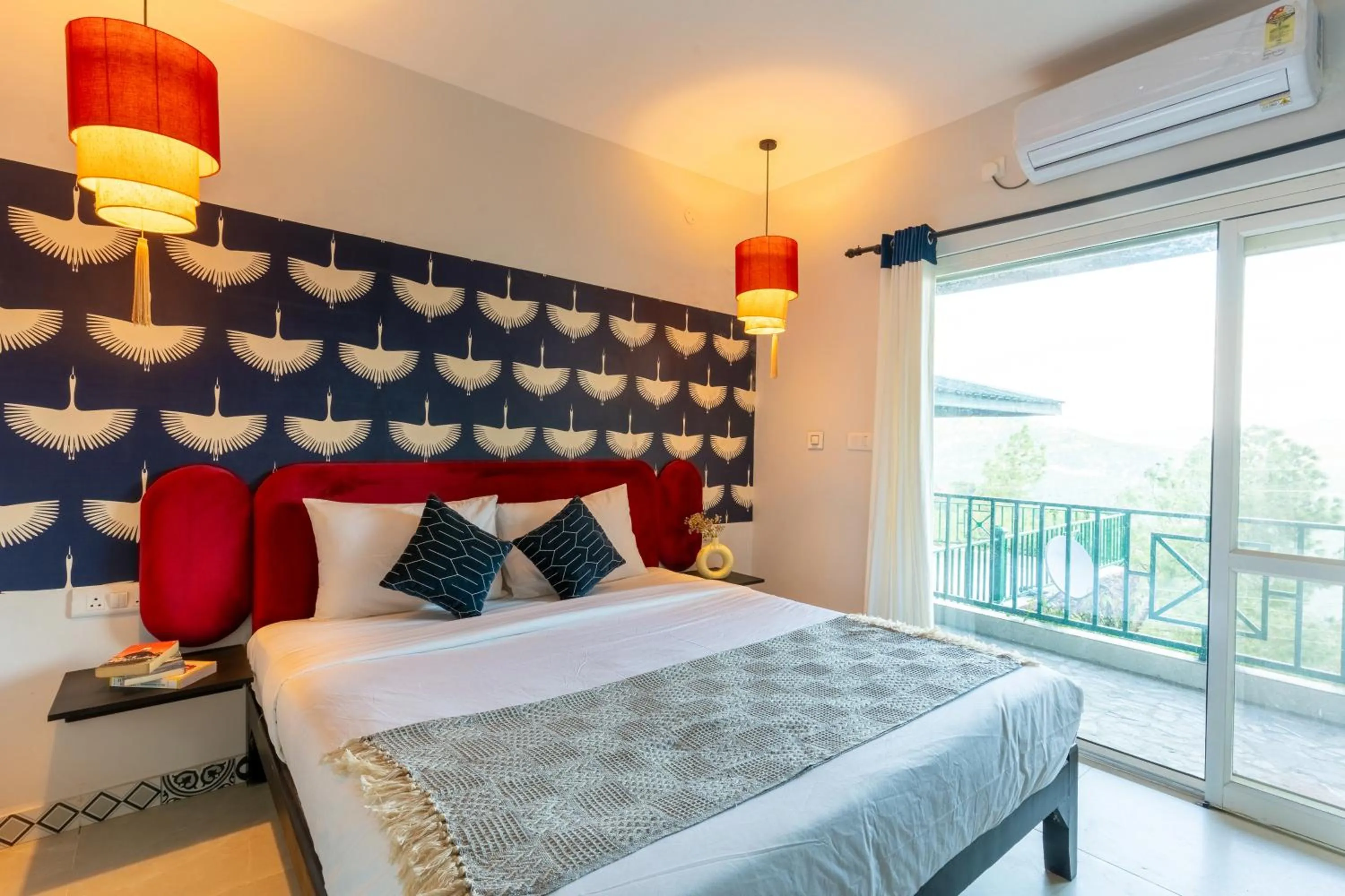 Bed in Seclude Kasauli, Himachal Pradesh