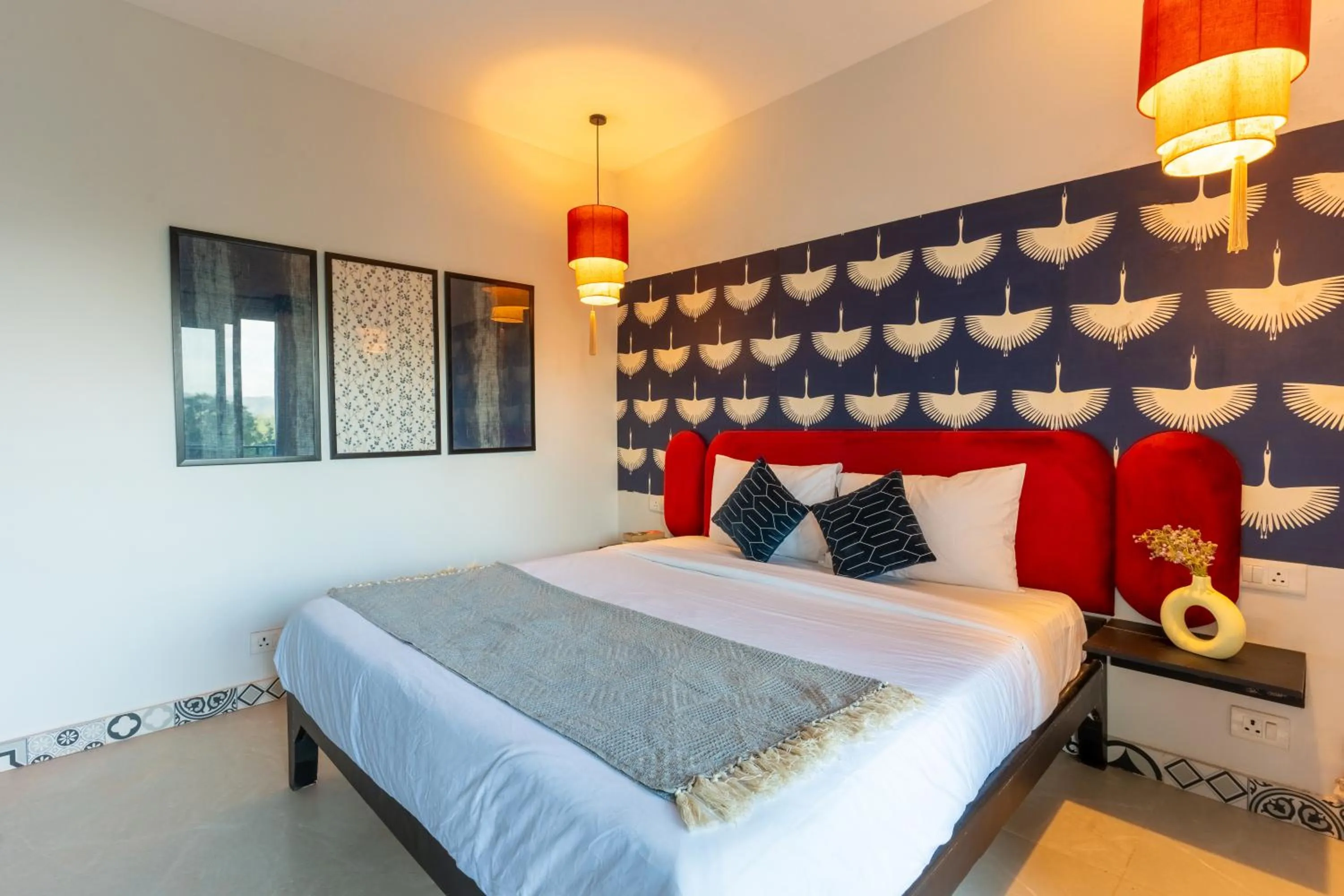 Bed in Seclude Kasauli, Himachal Pradesh