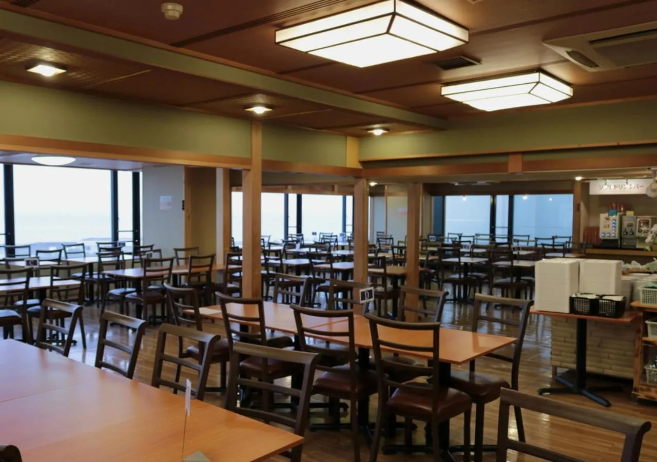 Restaurant/places to eat in Uomisaki Hotel