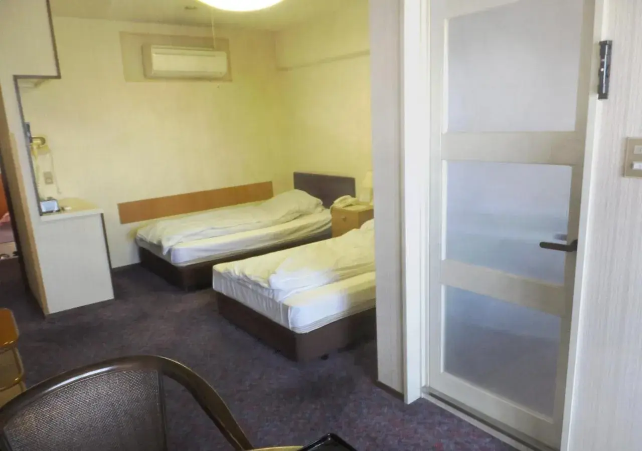 Twin Room with Sea View in Uomisaki Hotel Twin Room with Sea View in Uomisaki Hotel