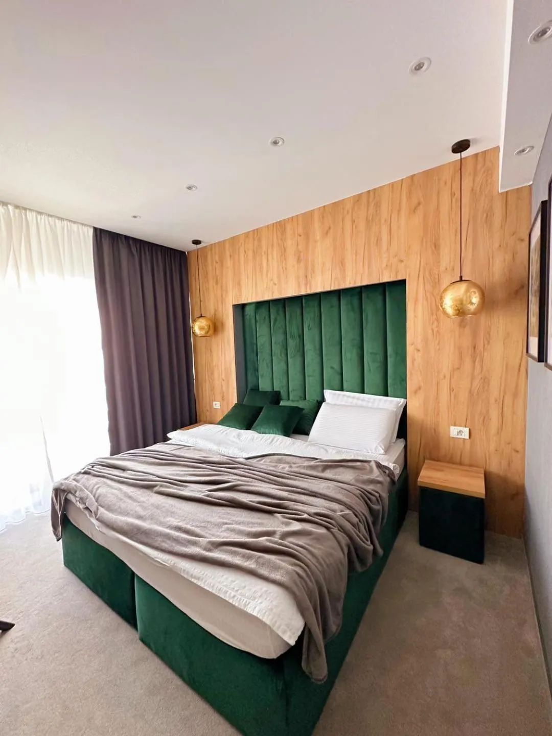 Bed in Hotel Muntele Mic