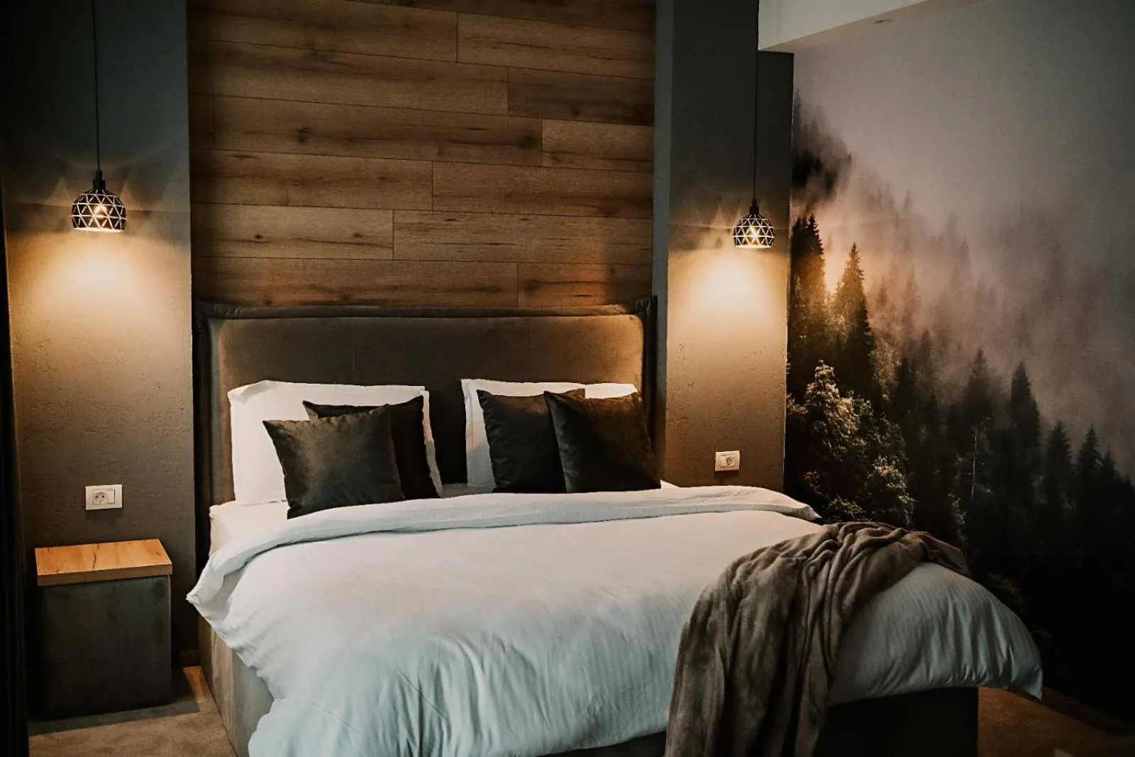 Bed in Hotel Muntele Mic