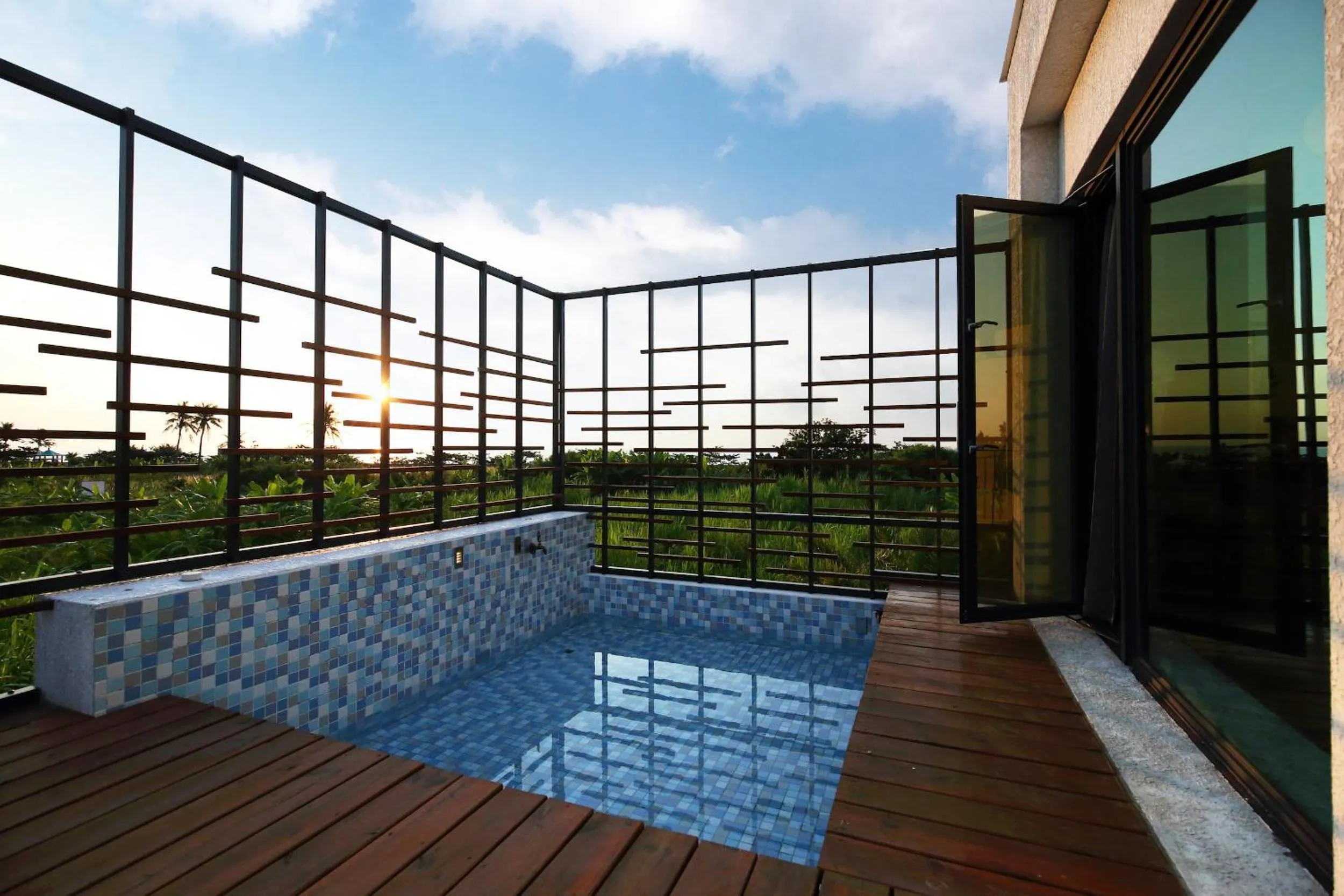 Swimming pool in Taroko Yan Hai Bo Villa