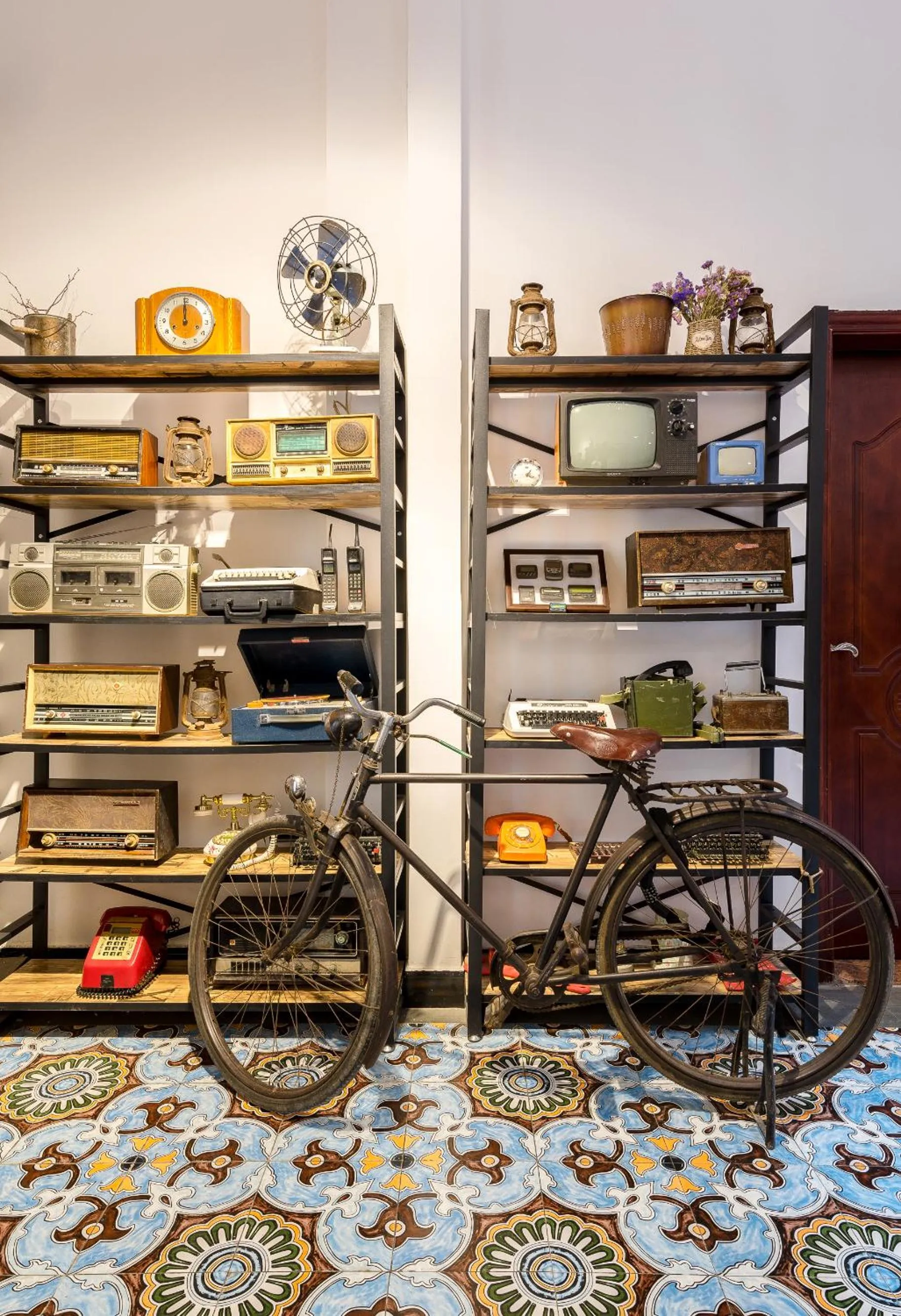 Decorative detail in Mumian inn