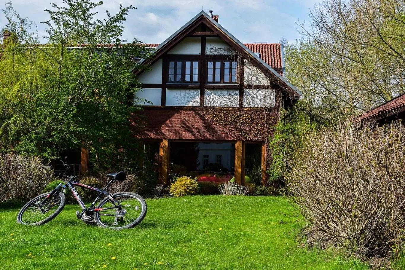Communal lounge/ TV room in Młyn Klekotki Spa Resort