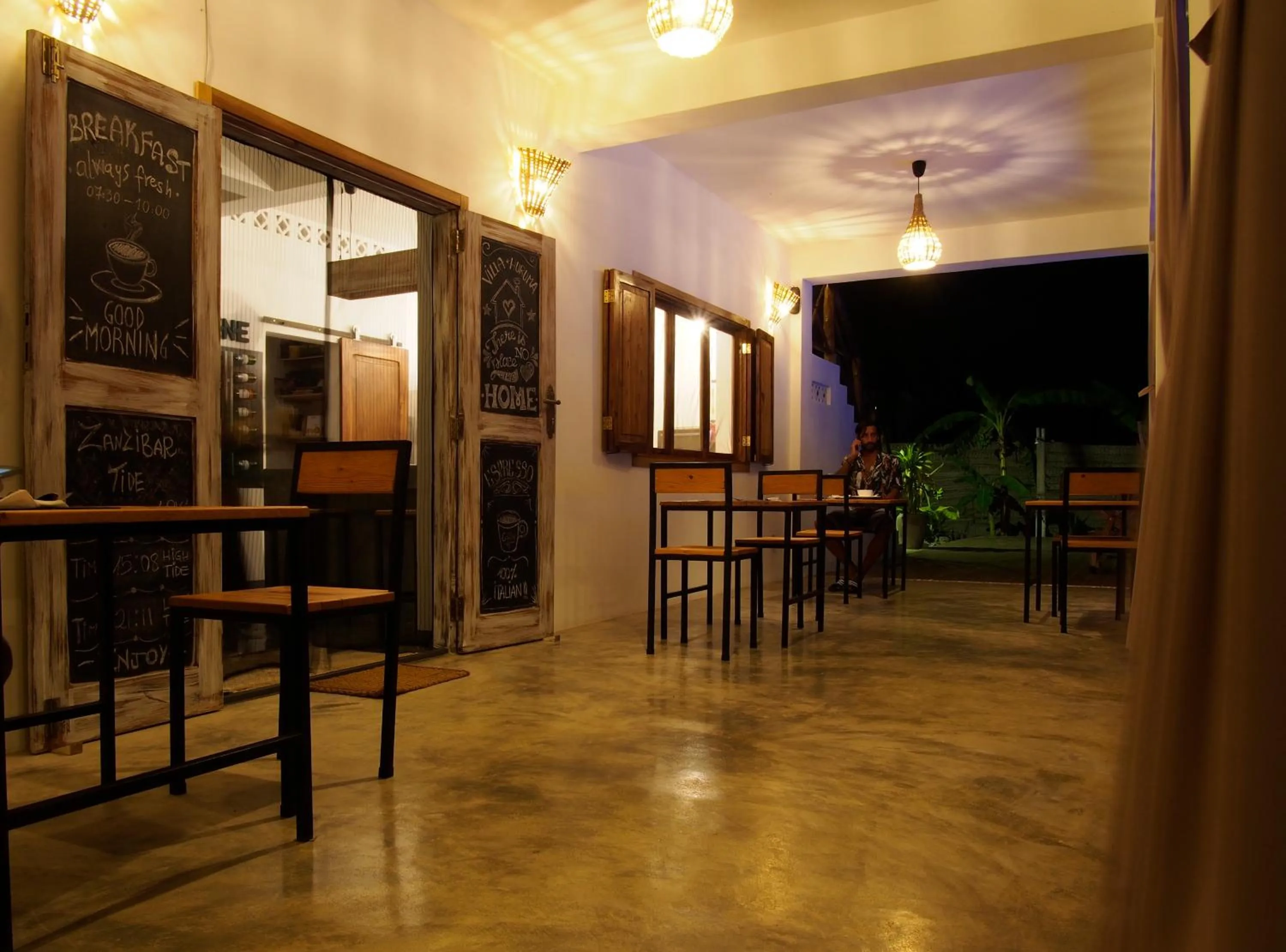 Restaurant/places to eat in Villa Huruma