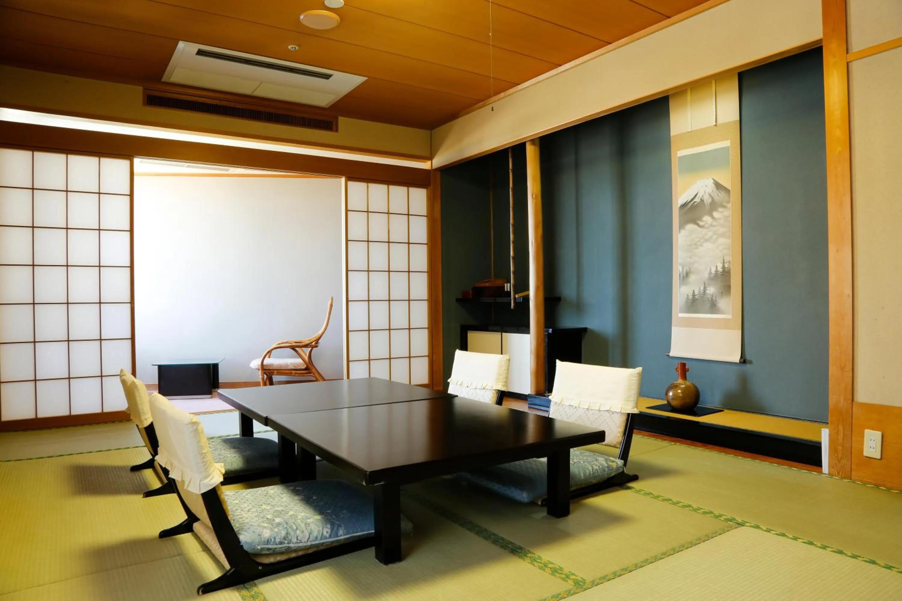 Photo of the whole room in Fuyo Bekkan