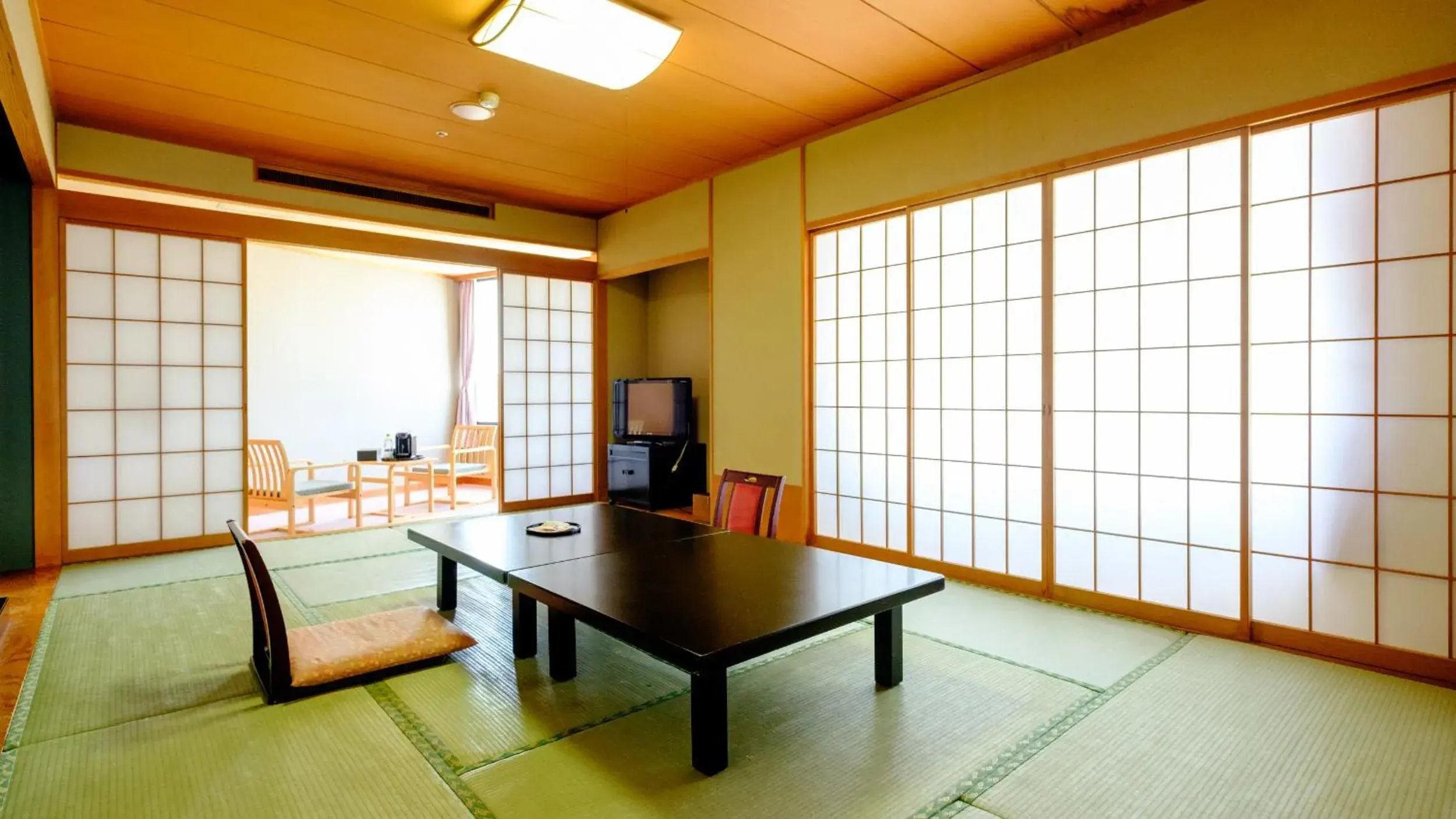 Twin Room with Bath in Fuyo Bekkan Twin Room with Bath in Fuyo Bekkan