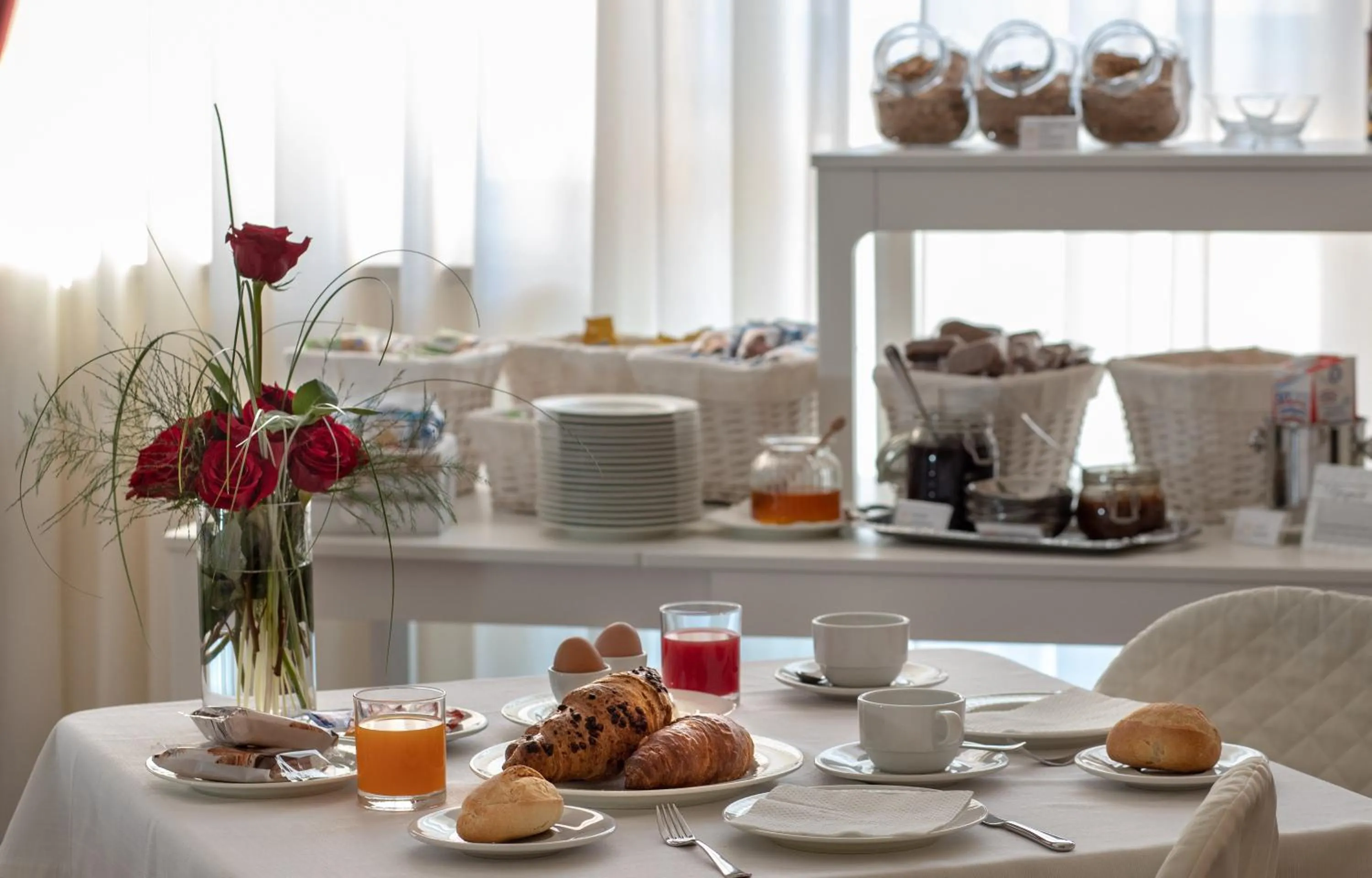 Continental breakfast in Hotel Kiris