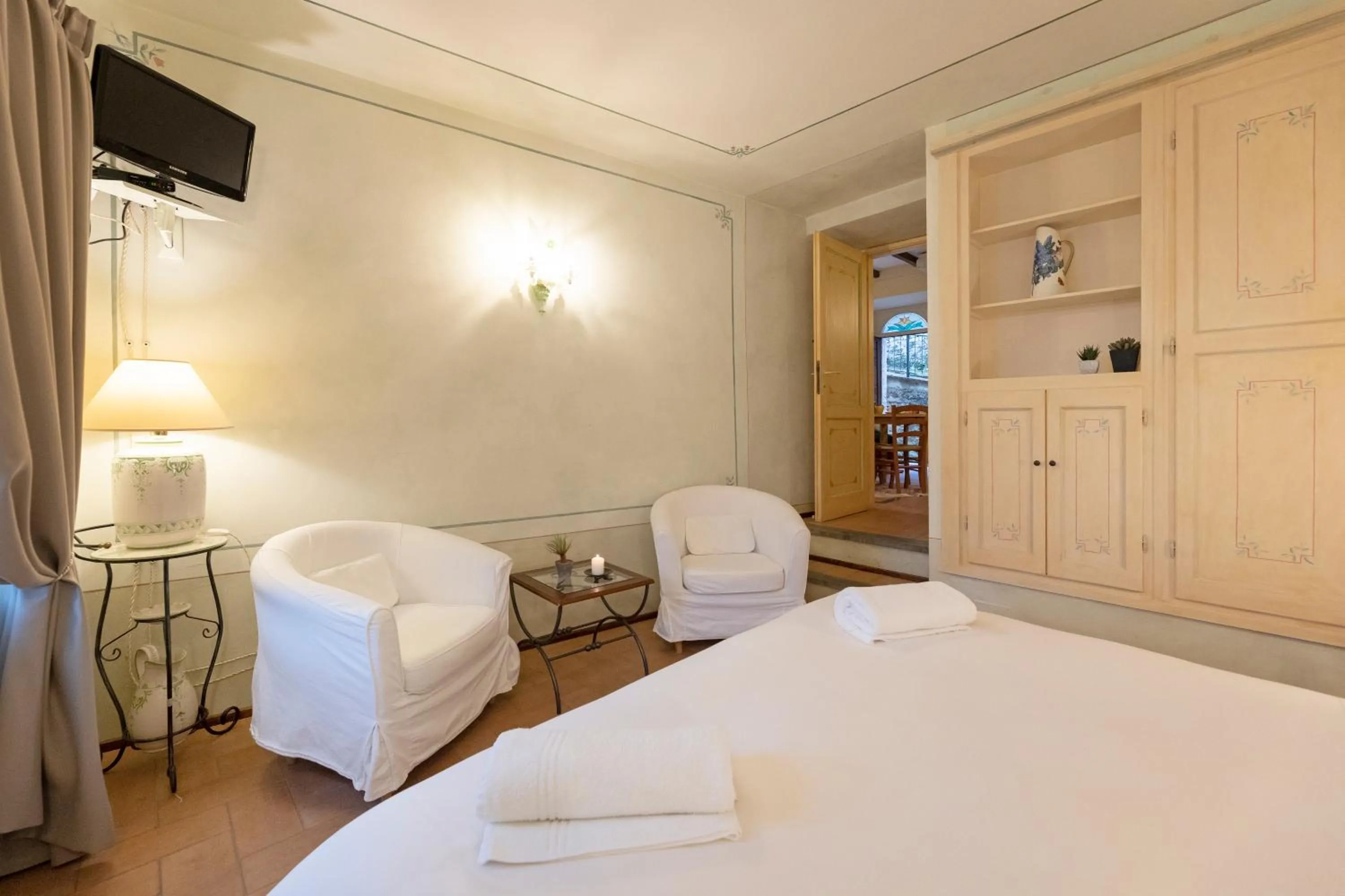 kitchen, Bed in Torre Del Nera Albergo diffuso & Spa