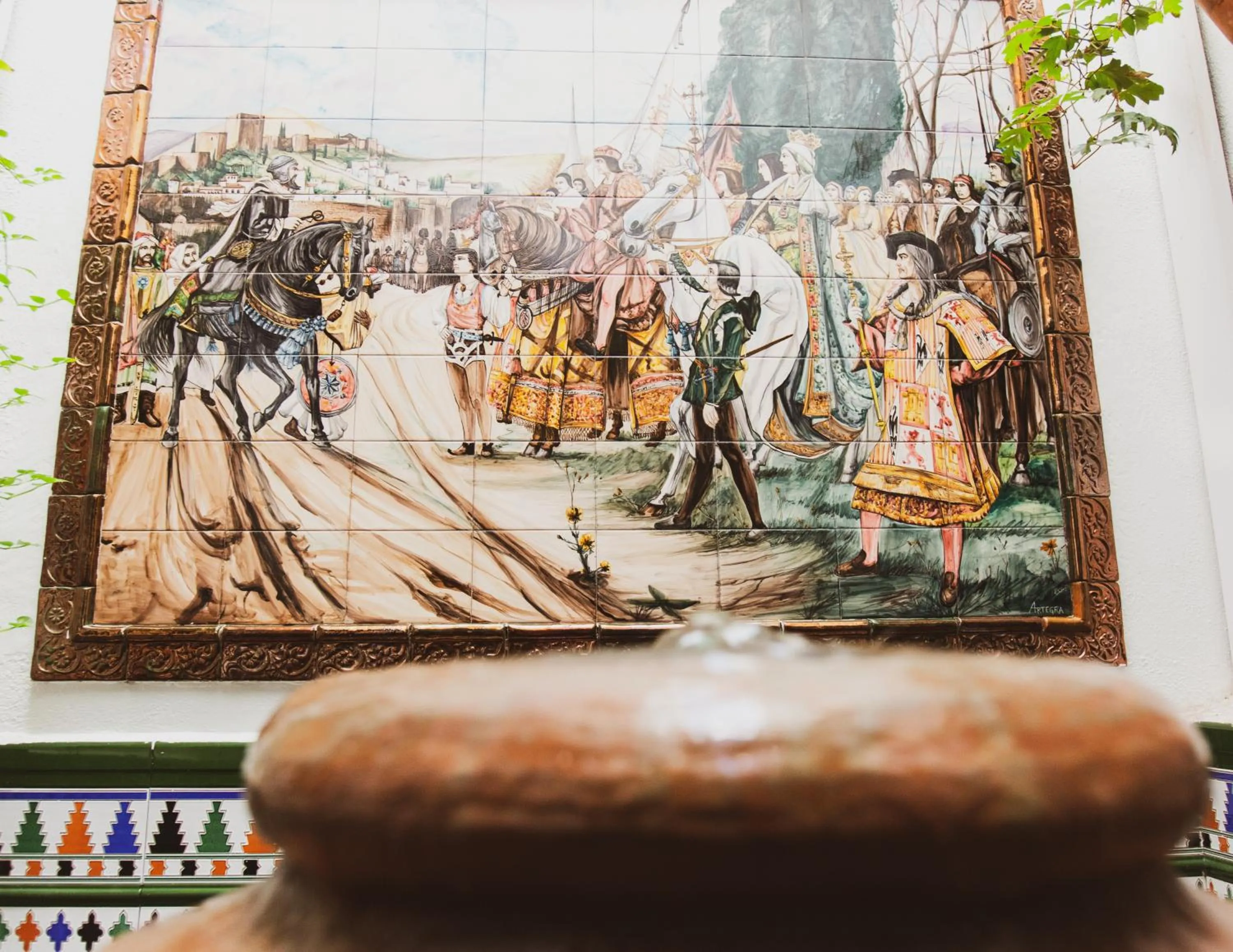 Decorative detail in Casa de Reyes