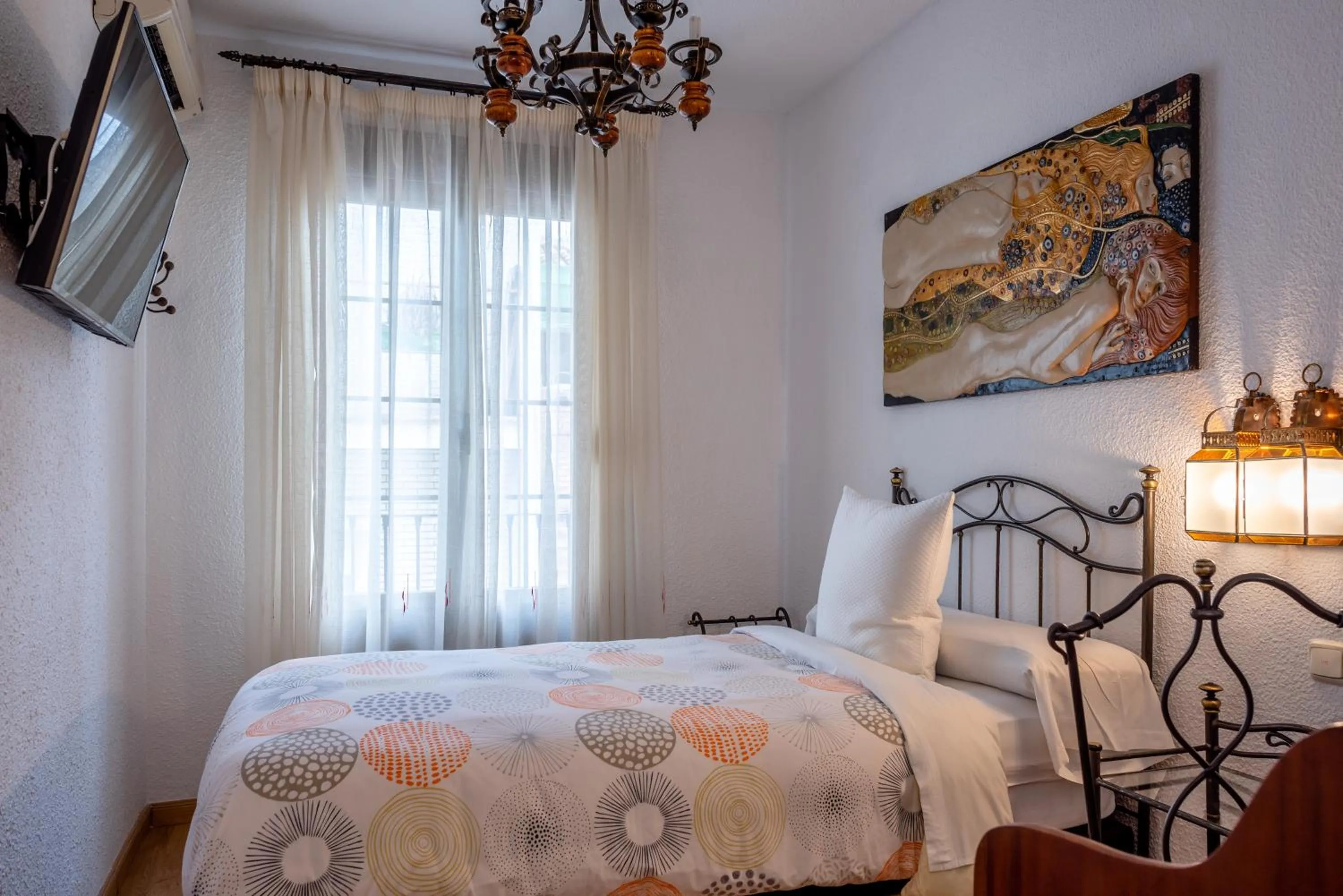 Photo of the whole room, Bed in Casa de Reyes