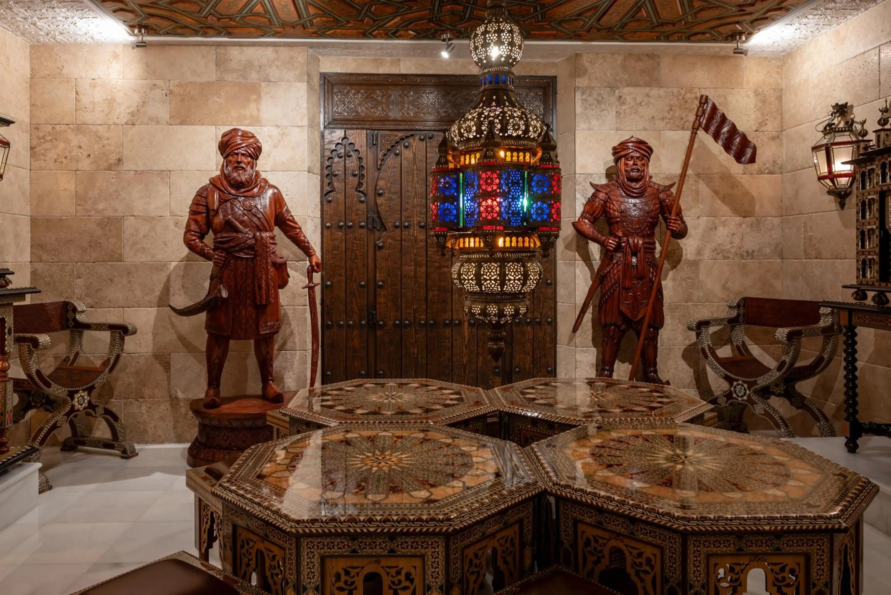 Decorative detail in Casa de Reyes