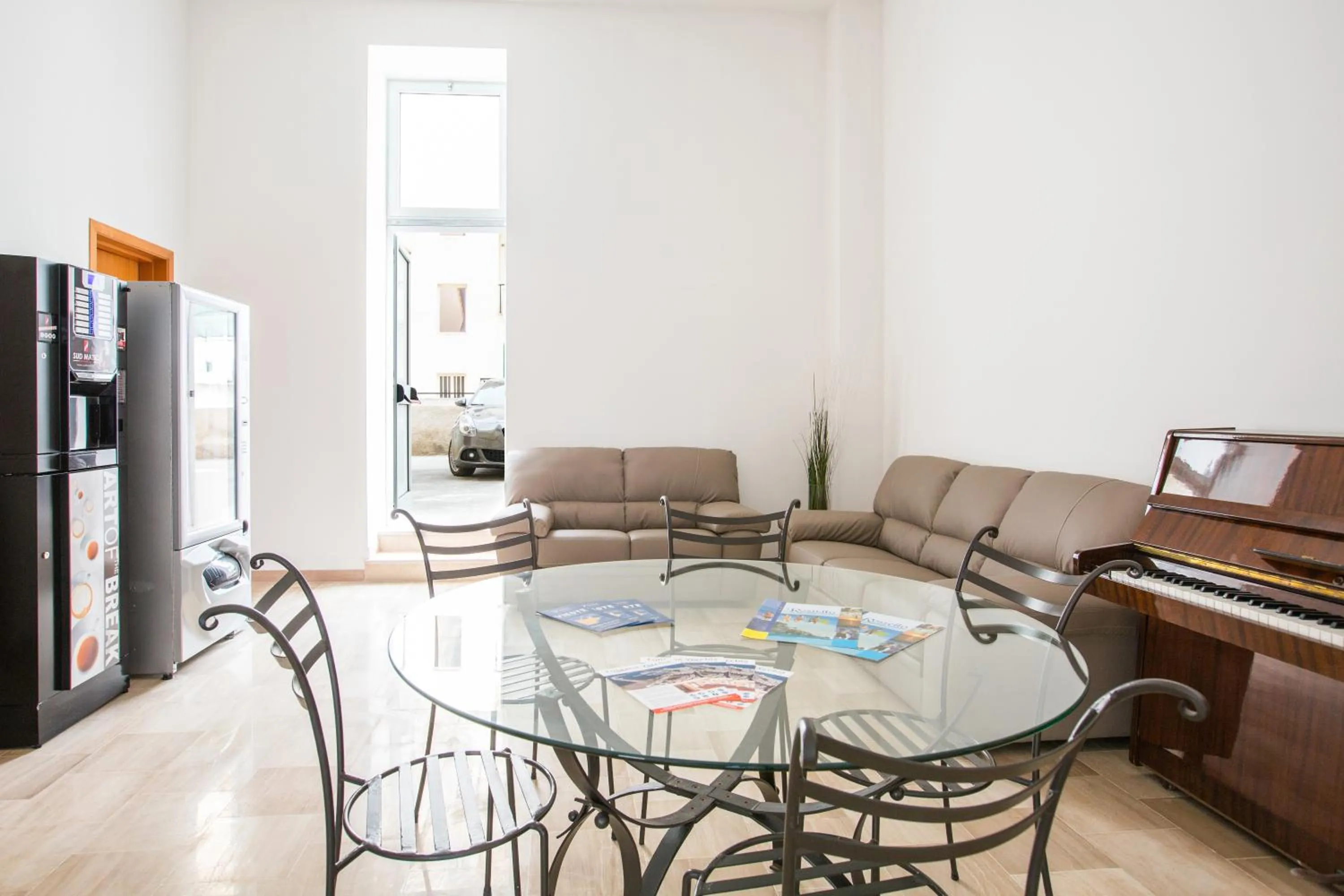 Communal lounge/ TV room in Residence Fontana Vecchia