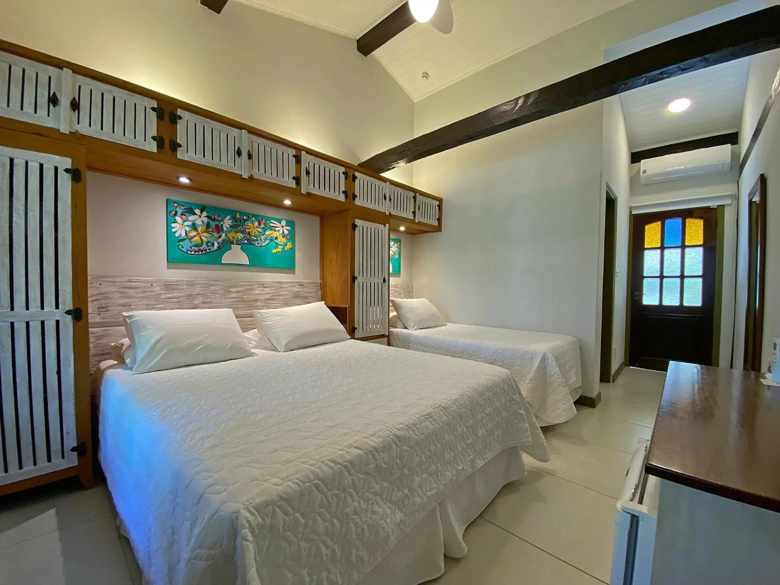 Deluxe Double Room with Balcony in Porto Pacuíba Hotel Deluxe Double Room with Balcony in Porto Pacuíba Hotel