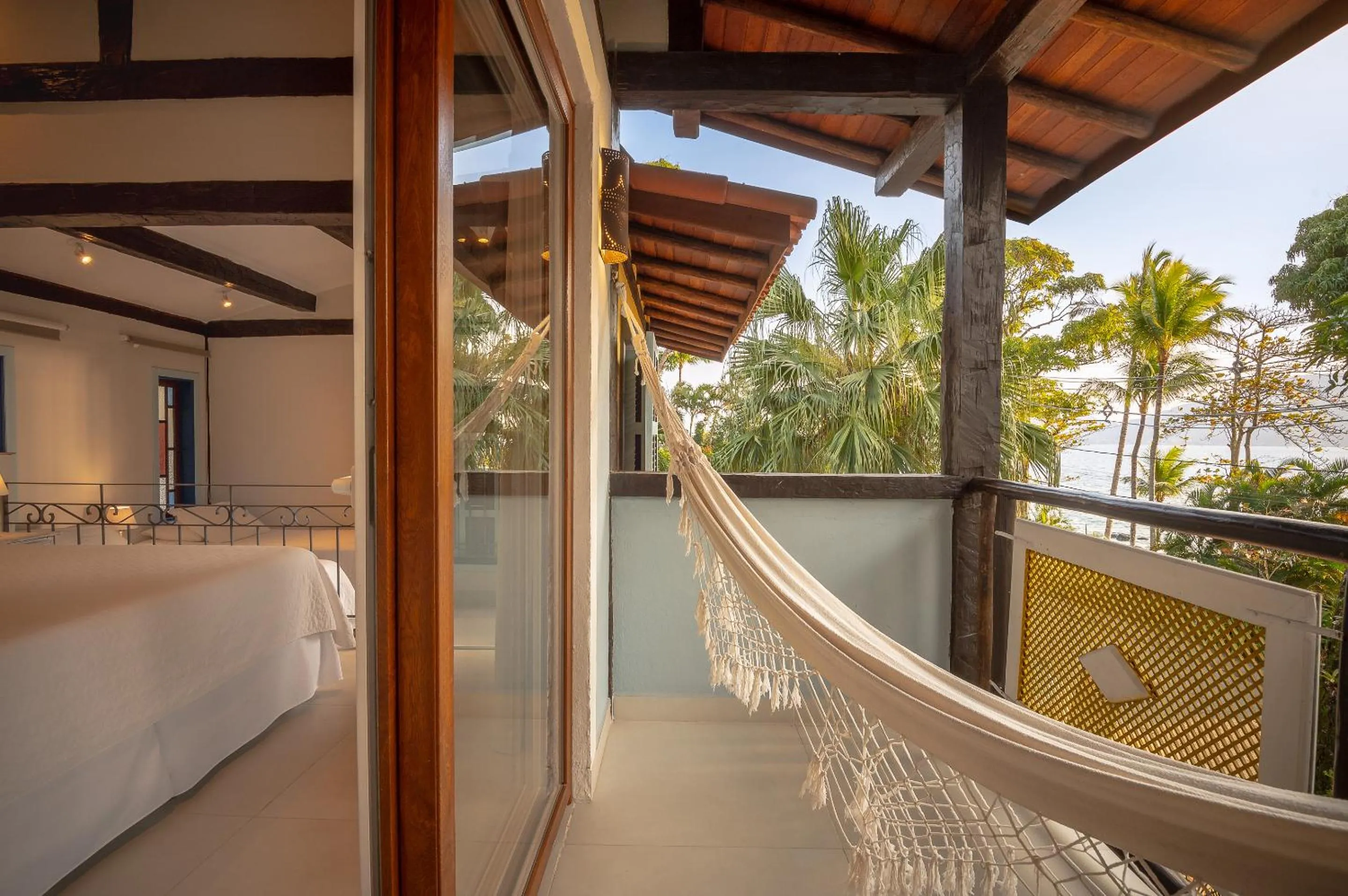 Bedroom in Porto Pacuíba Hotel