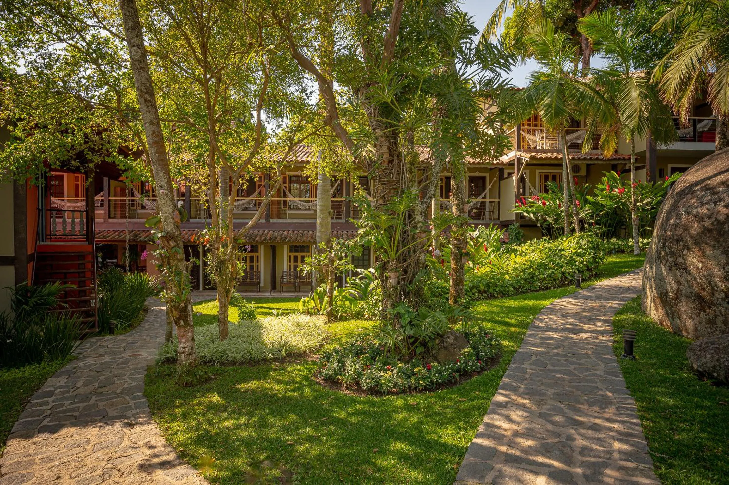 Garden in Porto Pacuíba Hotel
