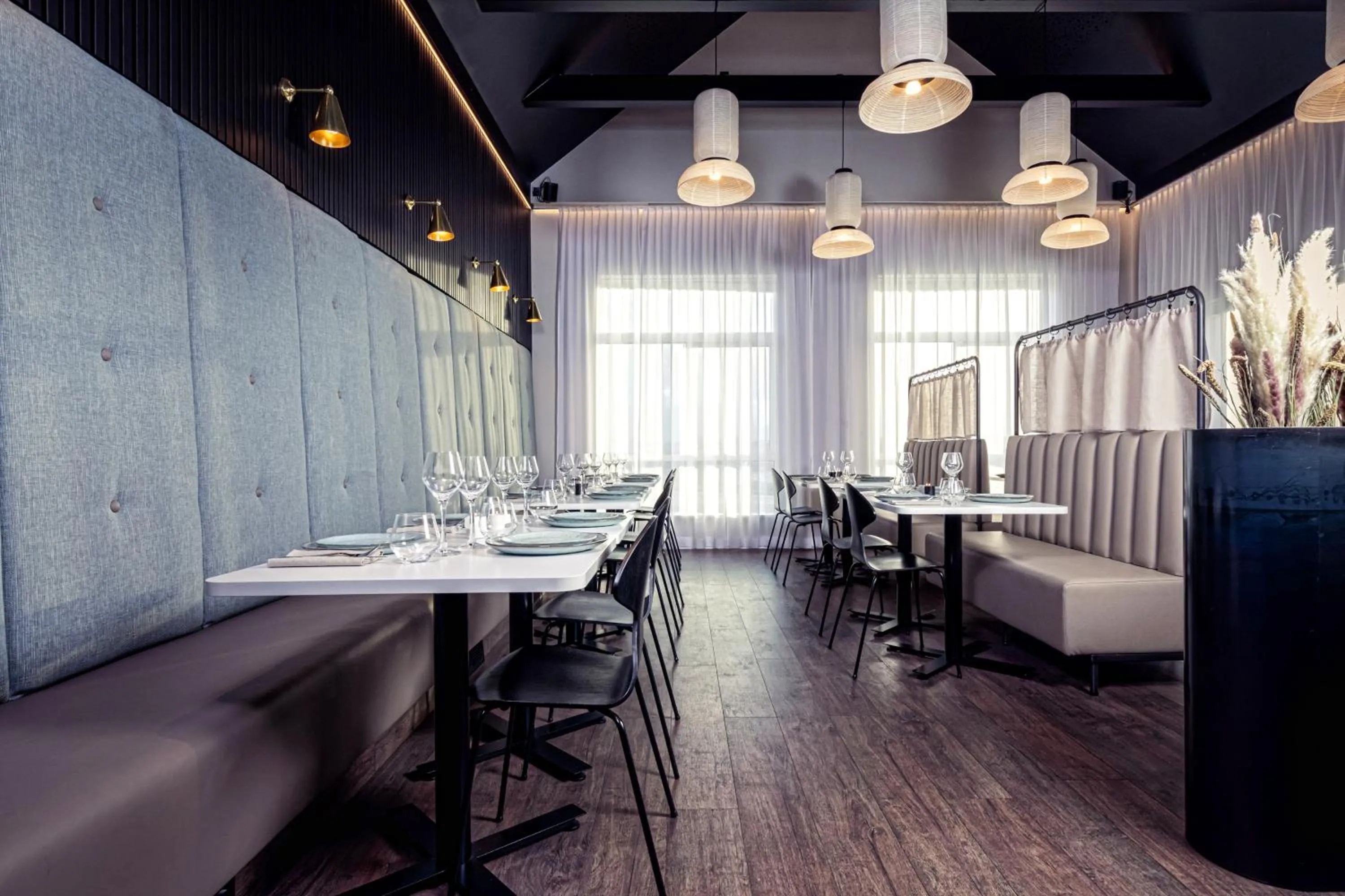 Restaurant/places to eat in Hotel Berg by Keflavik Airport