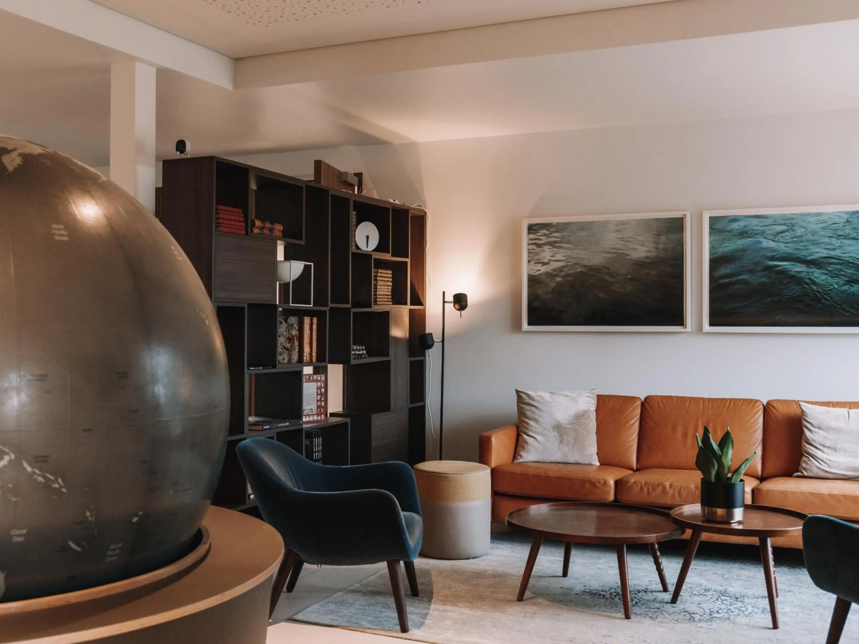 Lounge or bar in Hotel Berg by Keflavik Airport