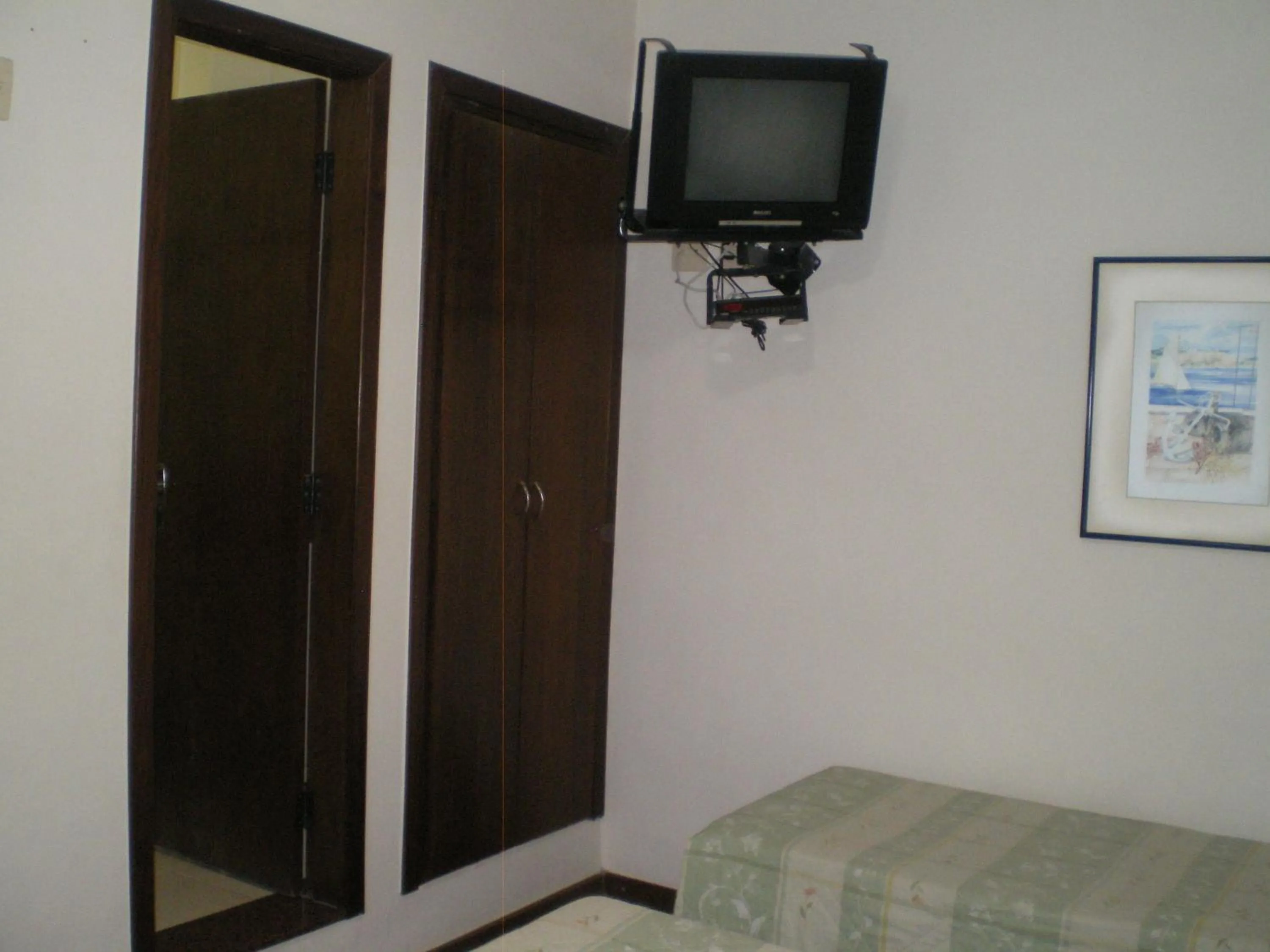 Photo of the whole room, Bed in Hotel São Bento