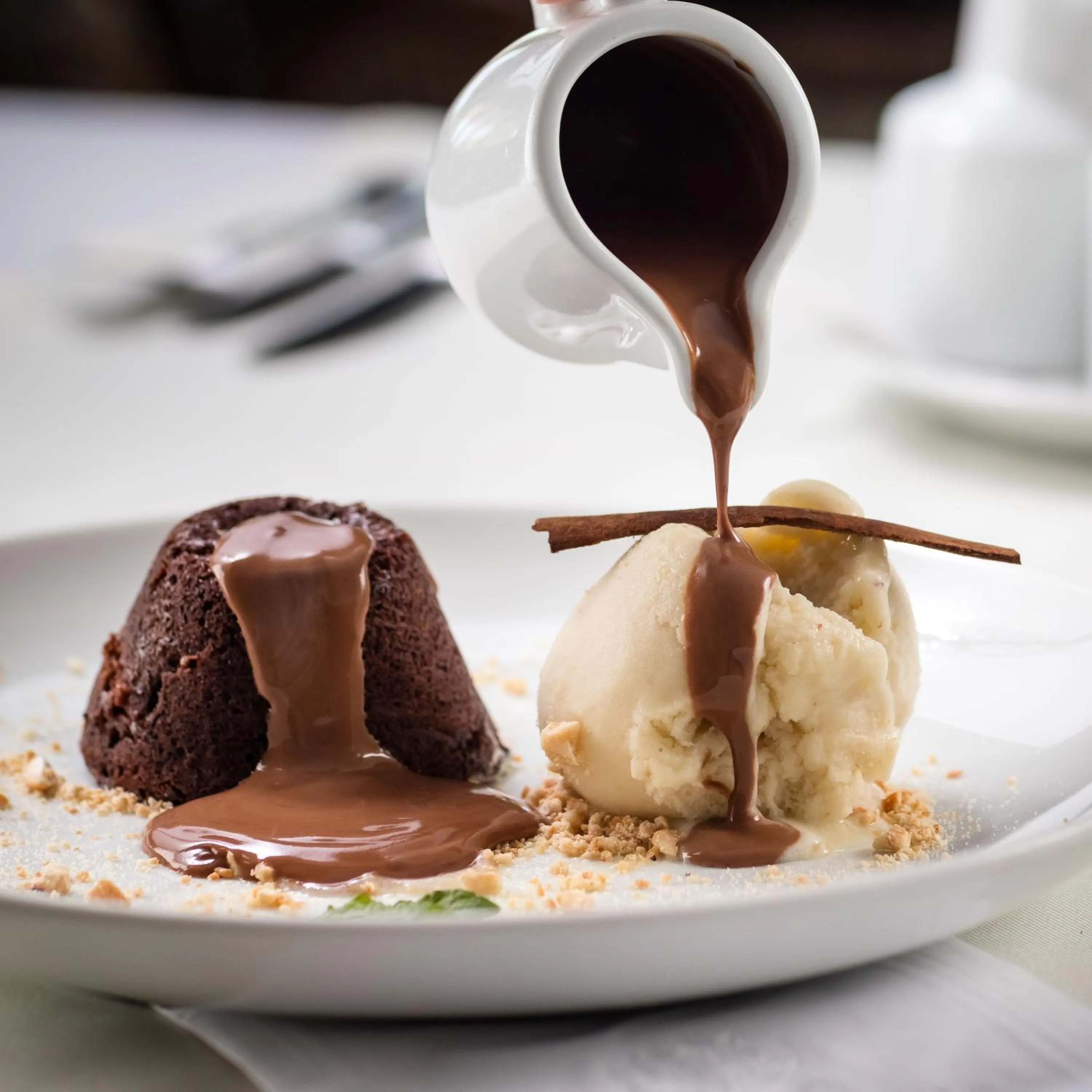 Food and drinks in Gungaporanga Hotel