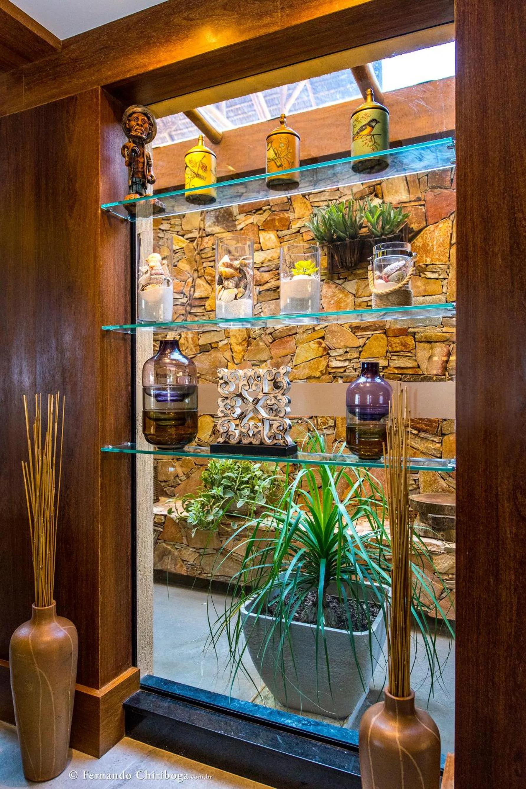 Decorative detail in Natal Dunnas Hotel