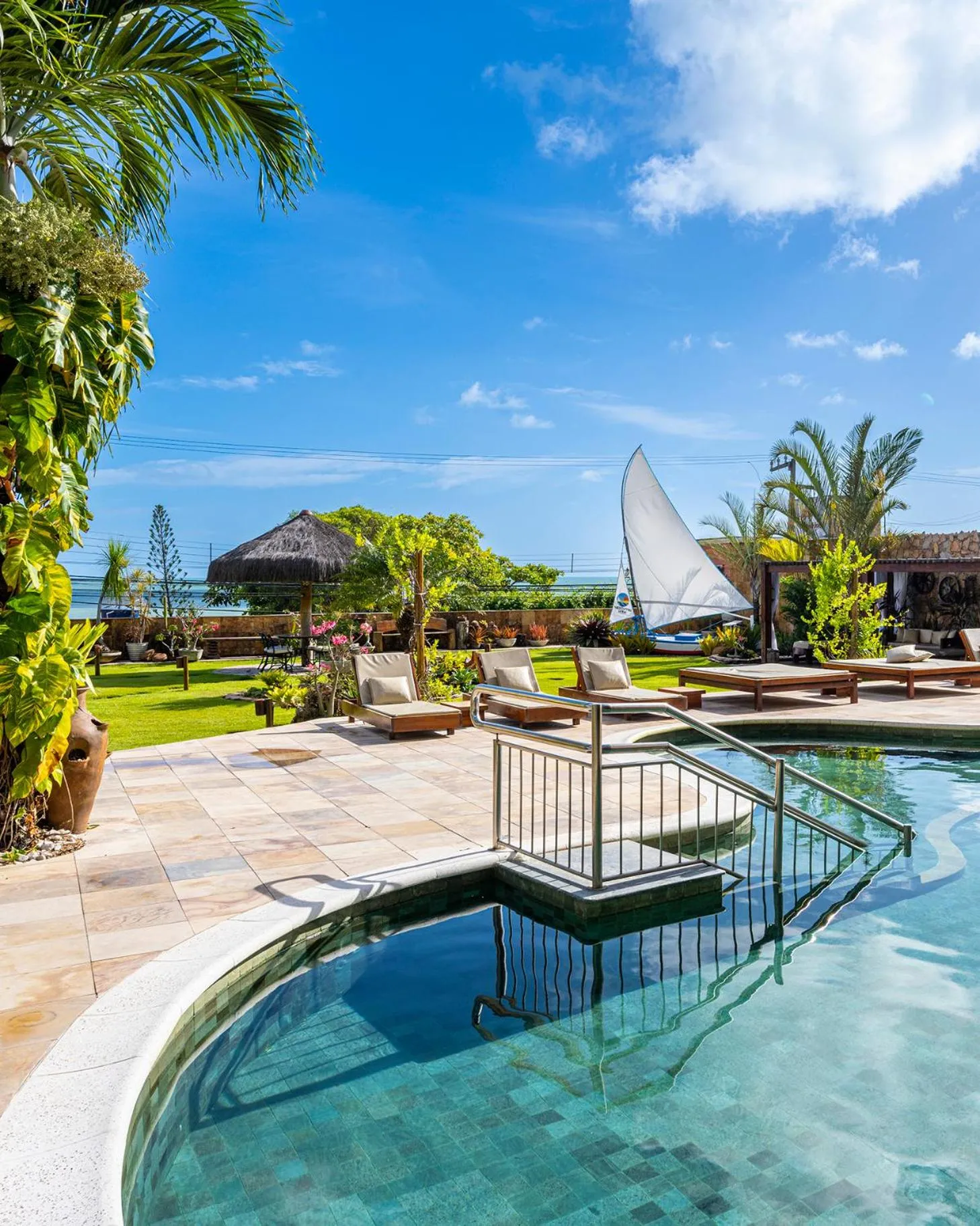 Swimming pool in Natal Dunnas Hotel