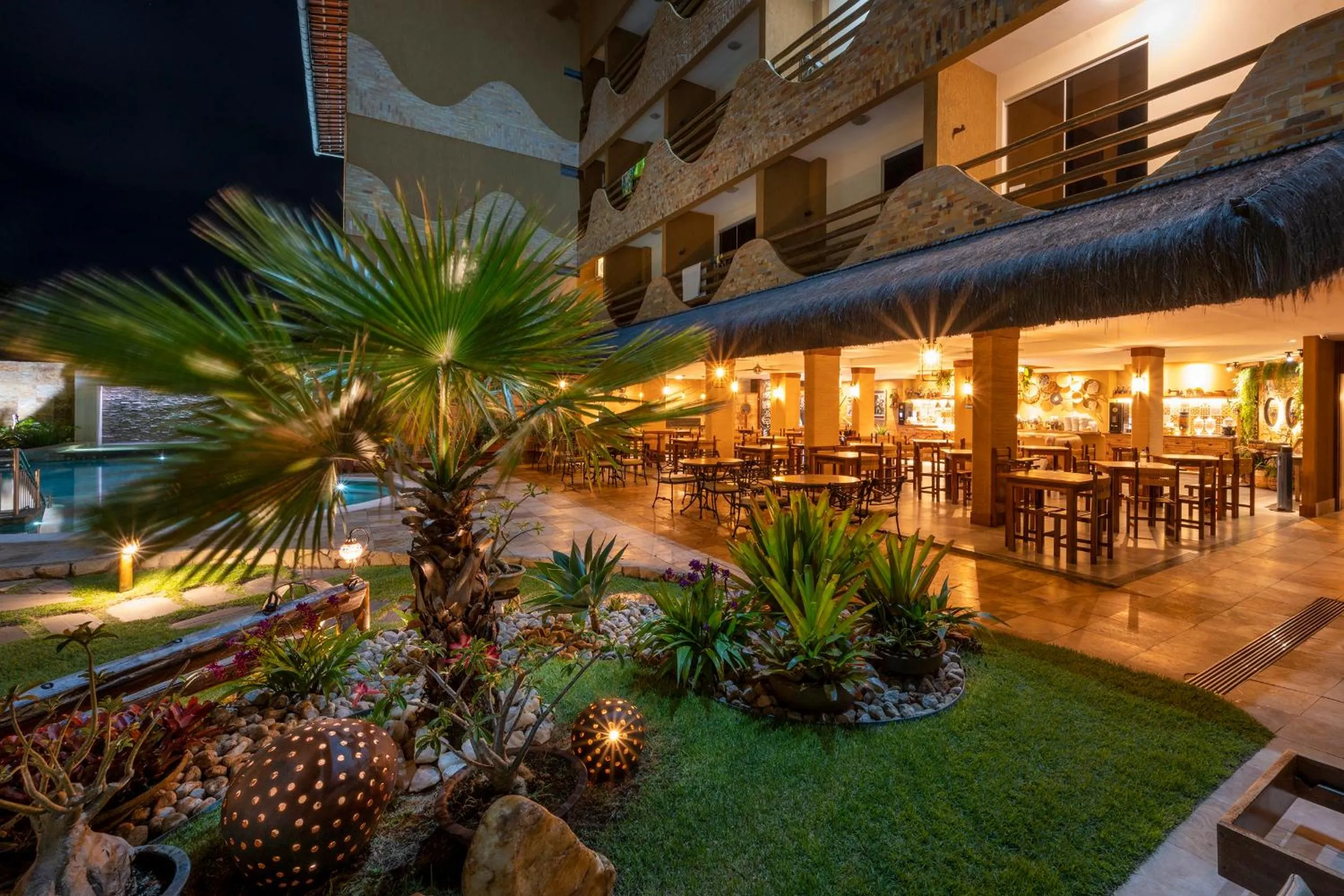 Restaurant/places to eat in Natal Dunnas Hotel