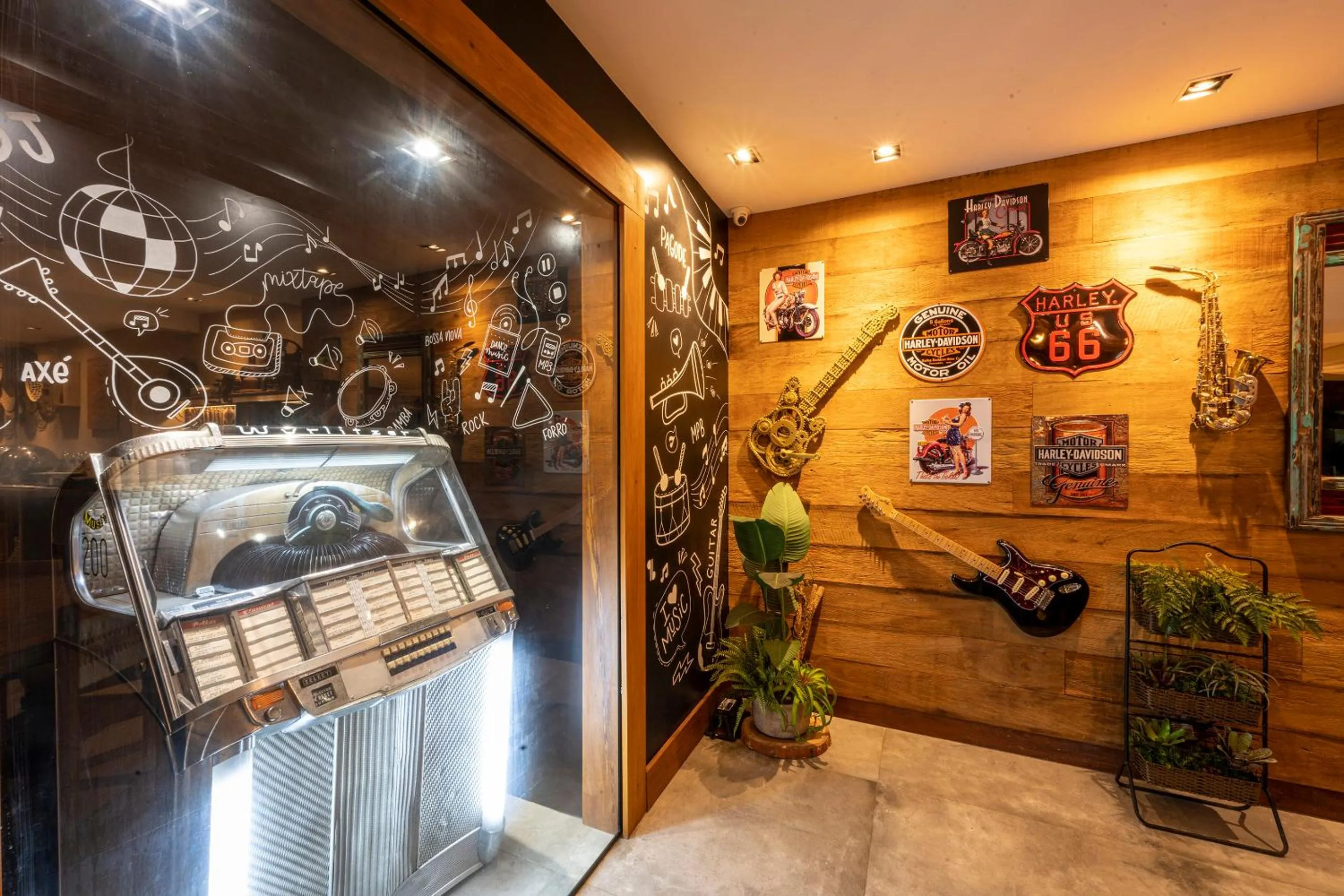 Decorative detail in Natal Dunnas Hotel