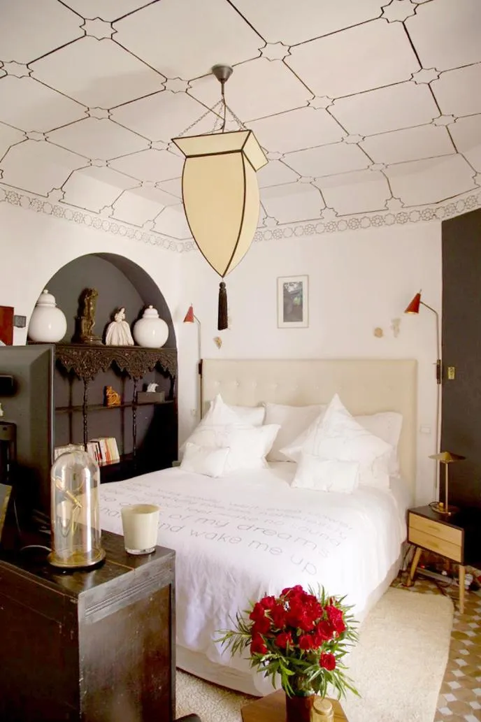 Bed in Indian Palace