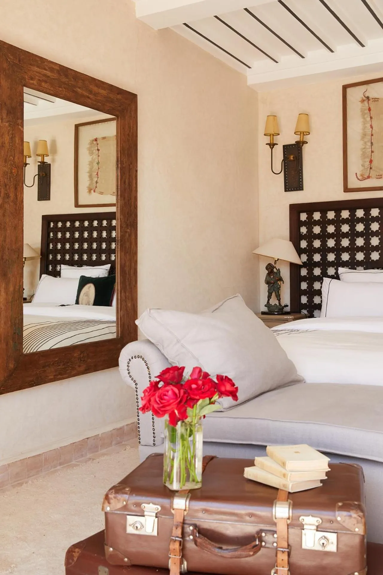 Bedroom, Bed in Indian Palace