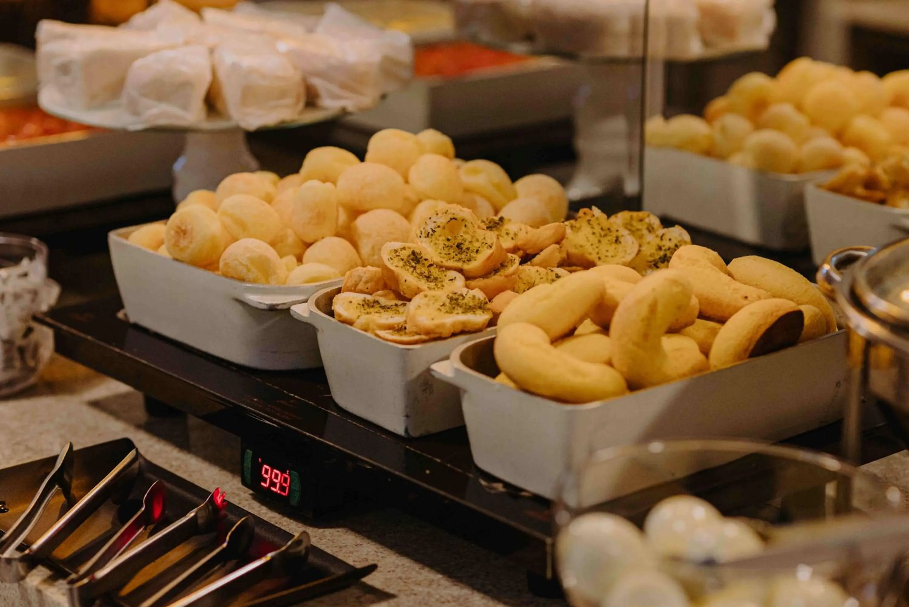 Continental breakfast in Lago Da Palma