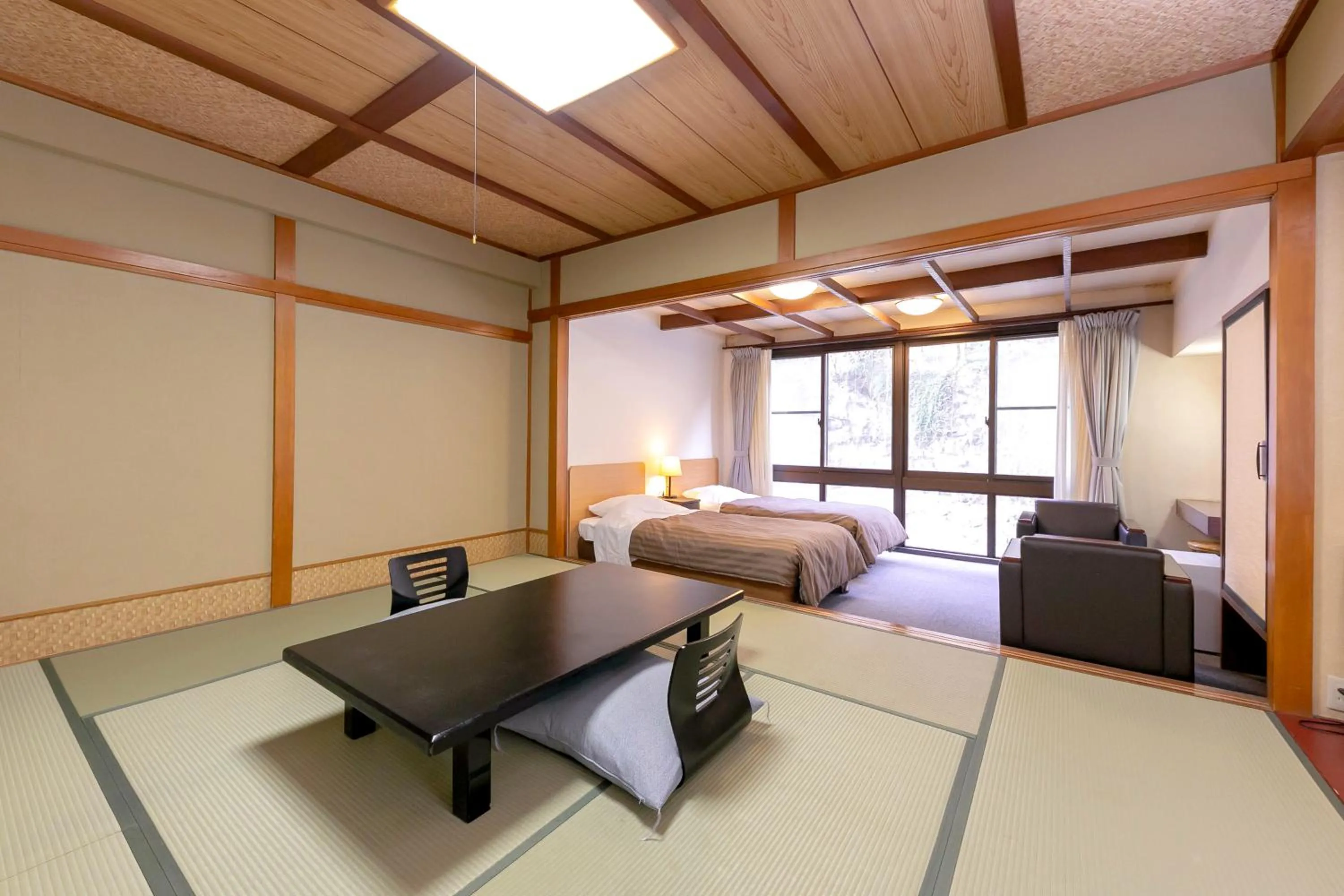 Bed in Ichiryukaku Honkan