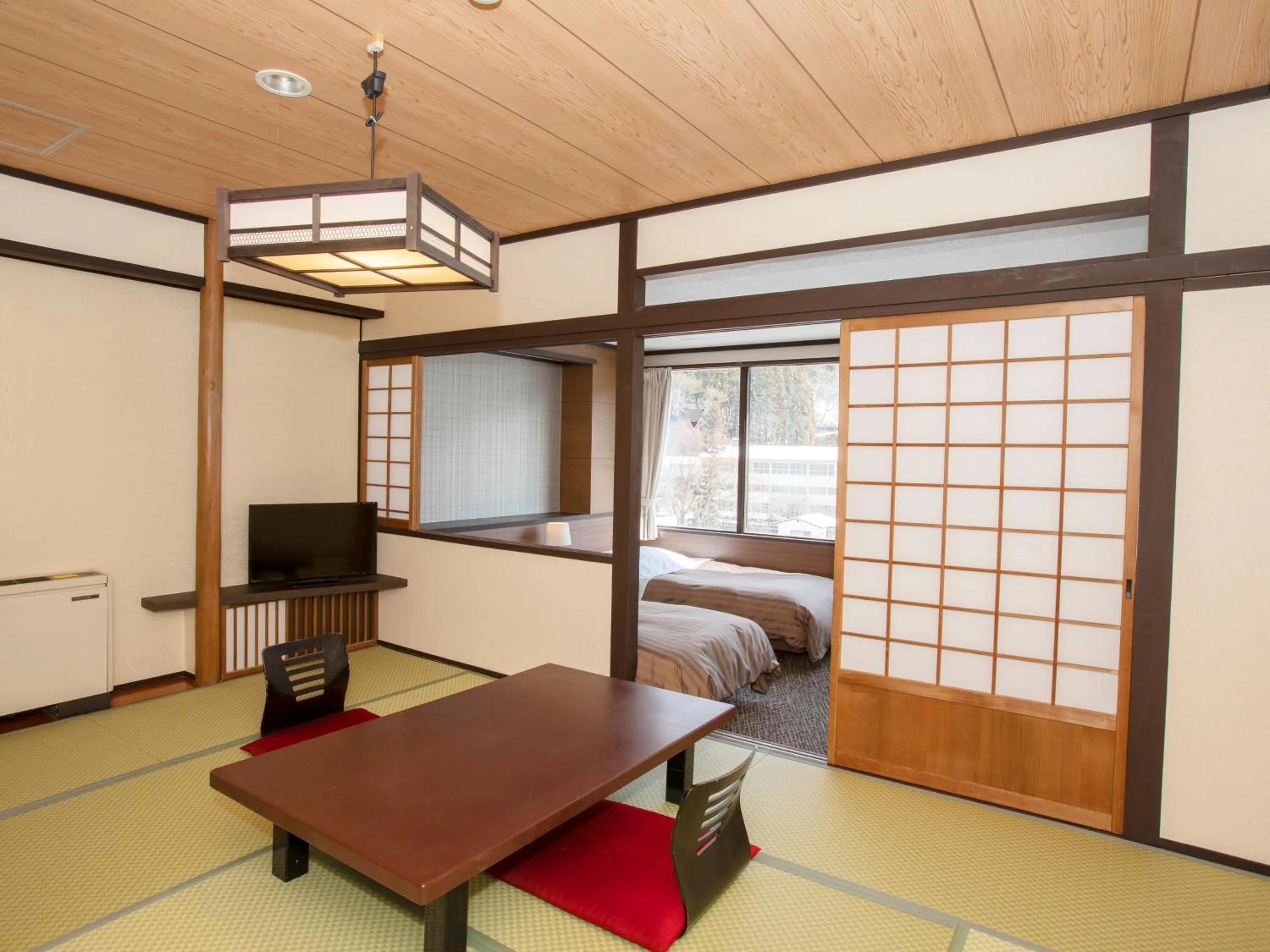 Bed in Ichiryukaku Honkan
