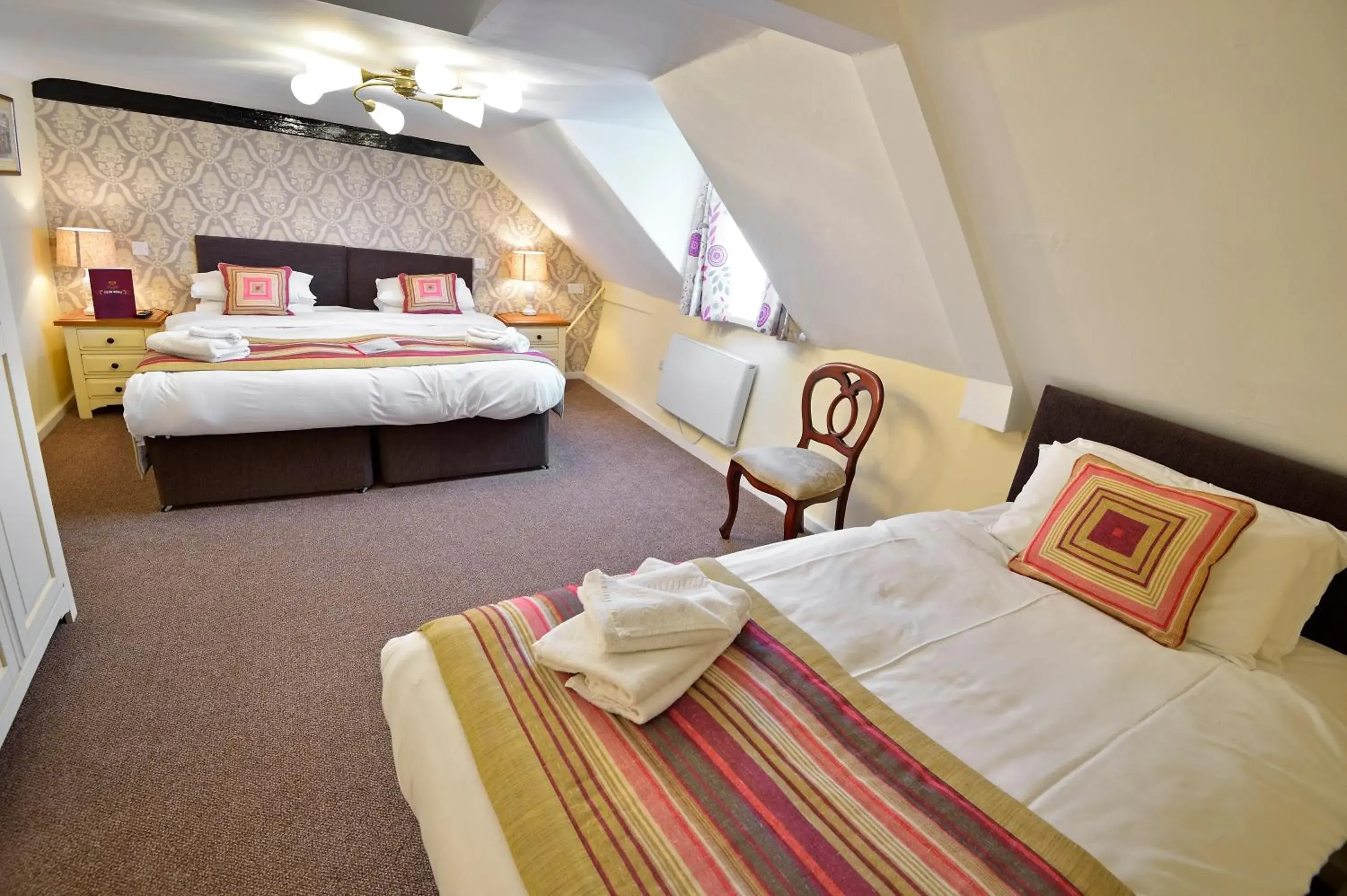 Deluxe Family Suite in The Royal Victoria and Bull Hotel Deluxe Family Suite in The Royal Victoria and Bull Hotel