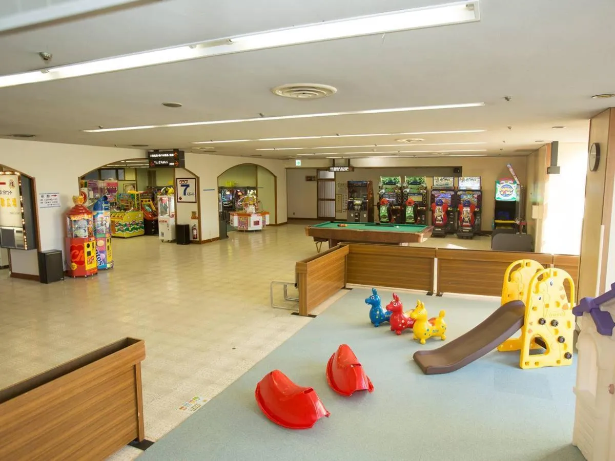 Communal lounge/ TV room in Hotel Oonoya
