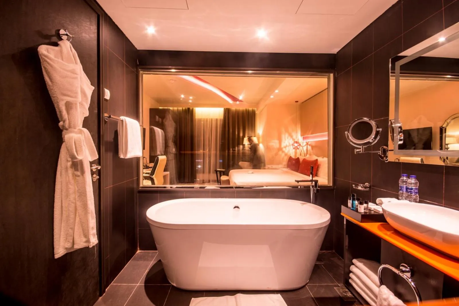 Bathroom in Carnelian Muscat - Airport Hotel