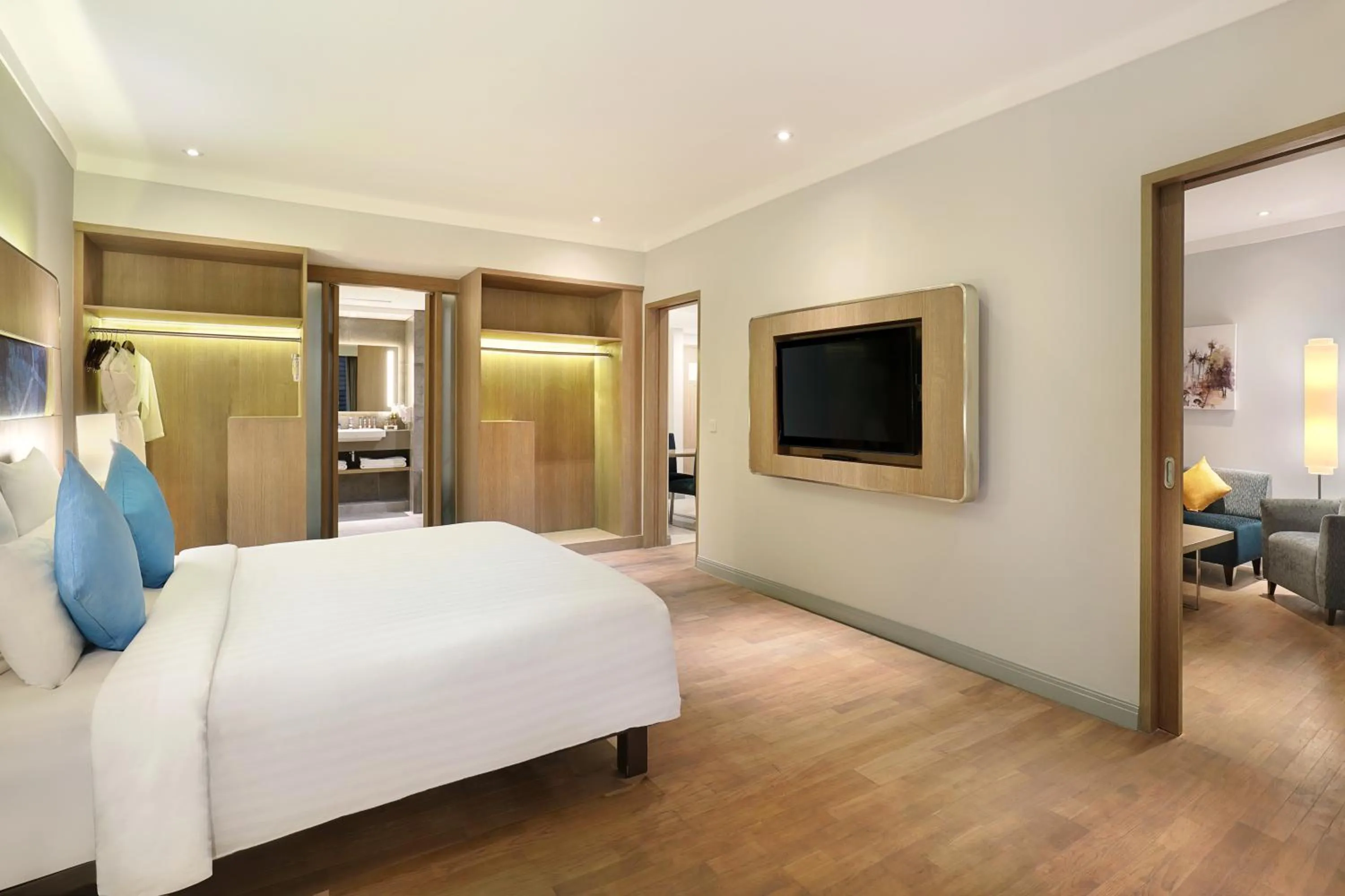 Photo of the whole room, Bed in Novotel Jakarta Mangga Dua Square