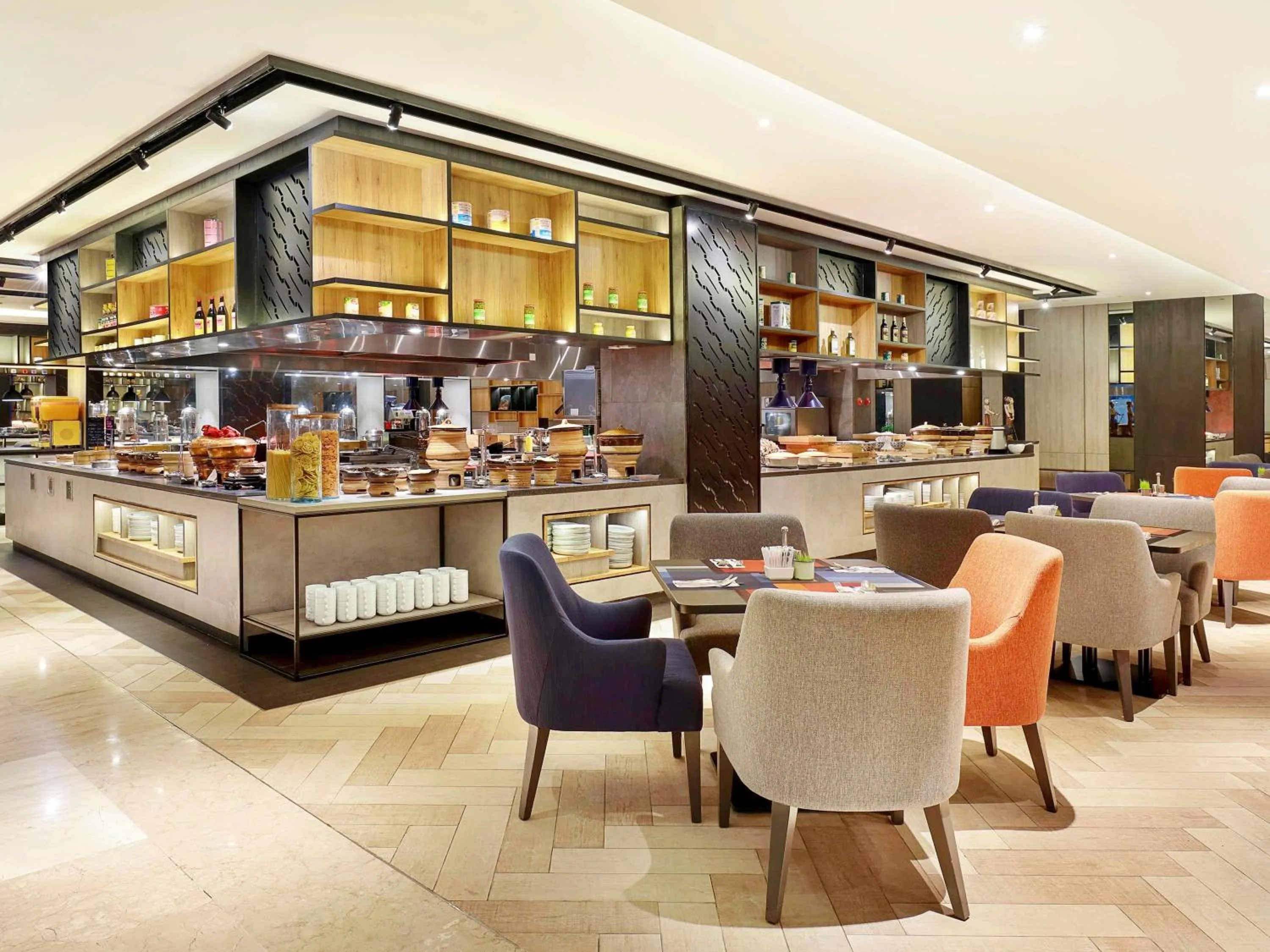 Restaurant/places to eat in Novotel Jakarta Mangga Dua Square