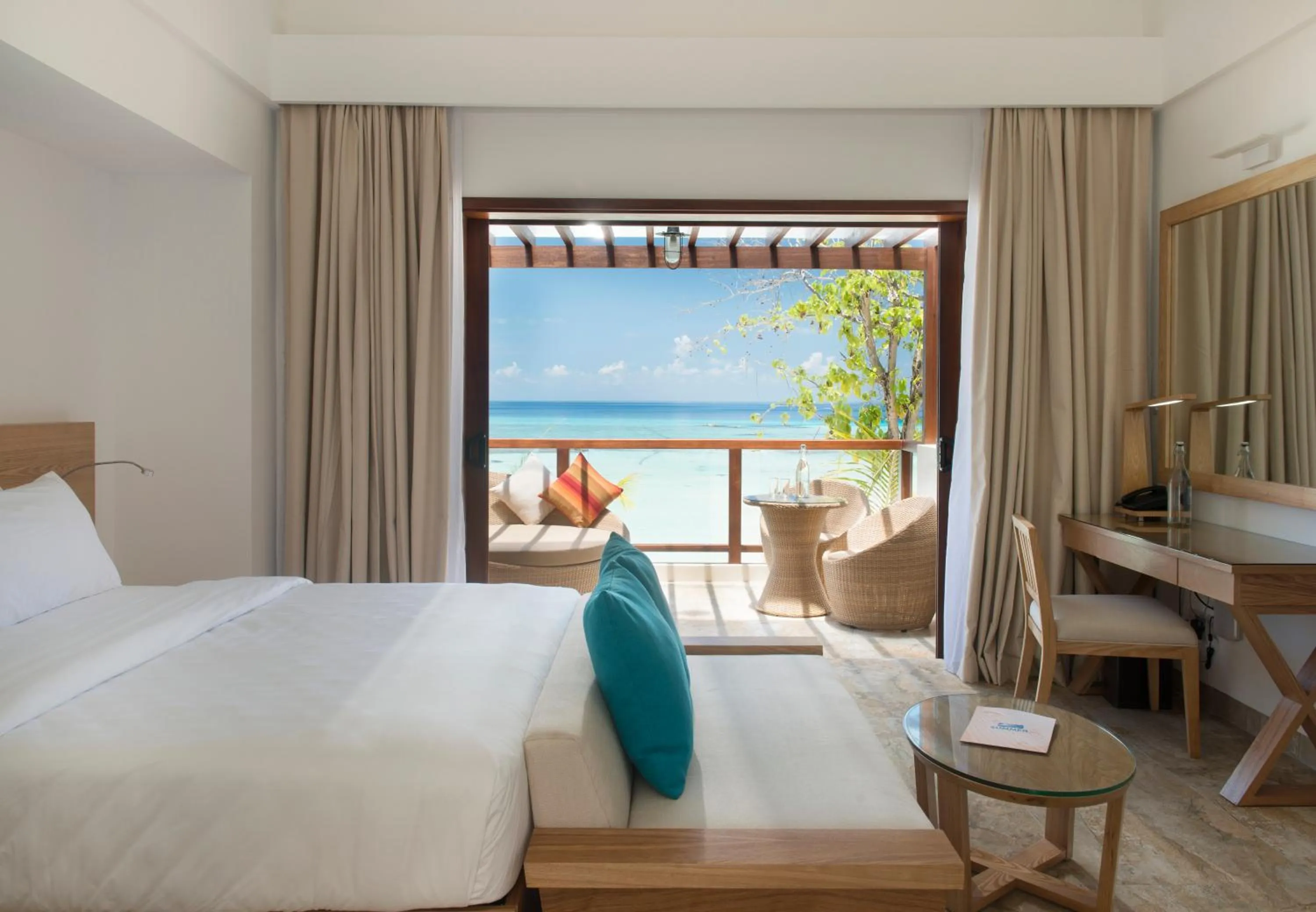 Bedroom, Bed in Summer Island Maldives