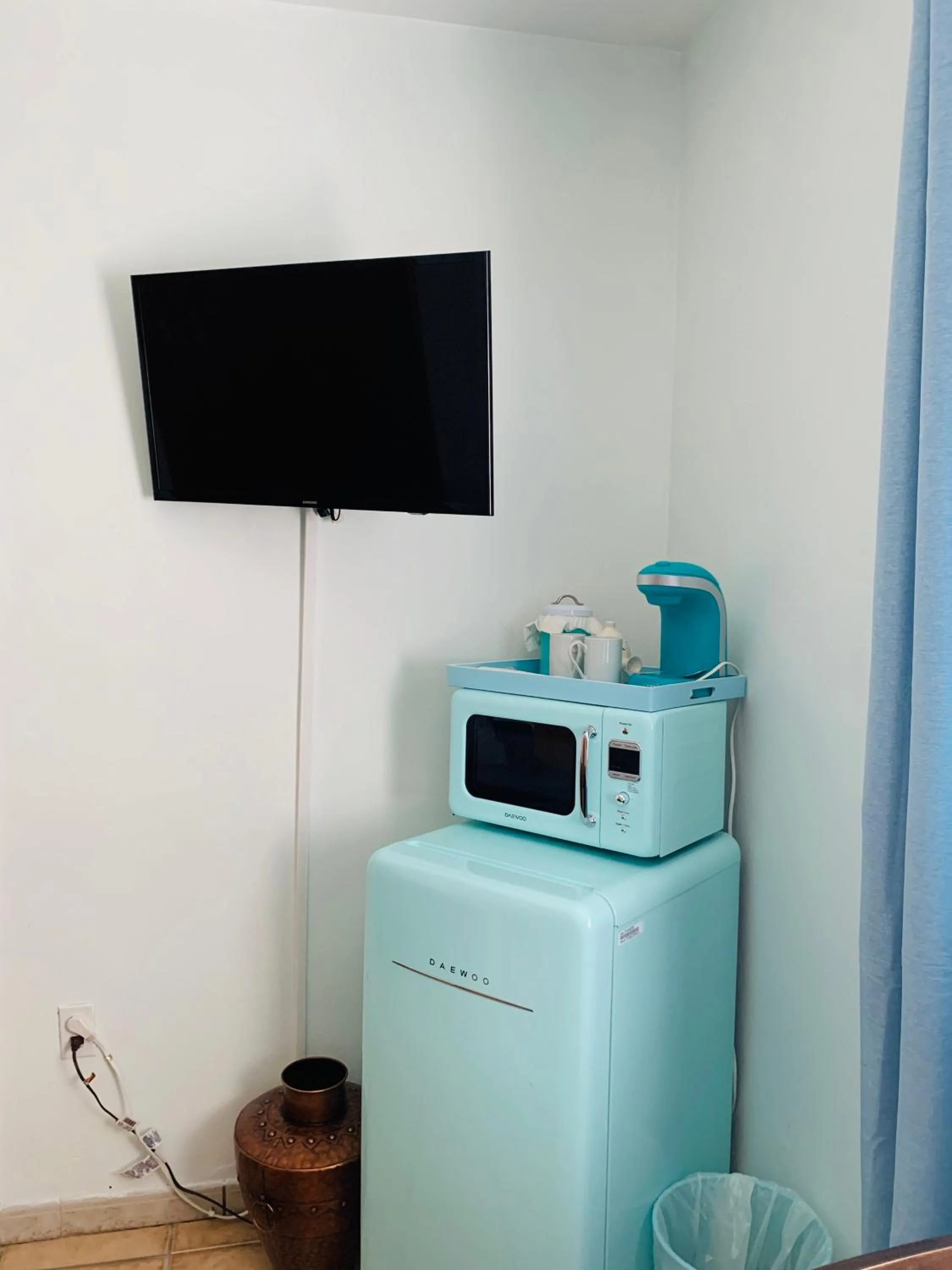 Coffee/tea facilities in Blue House Miami