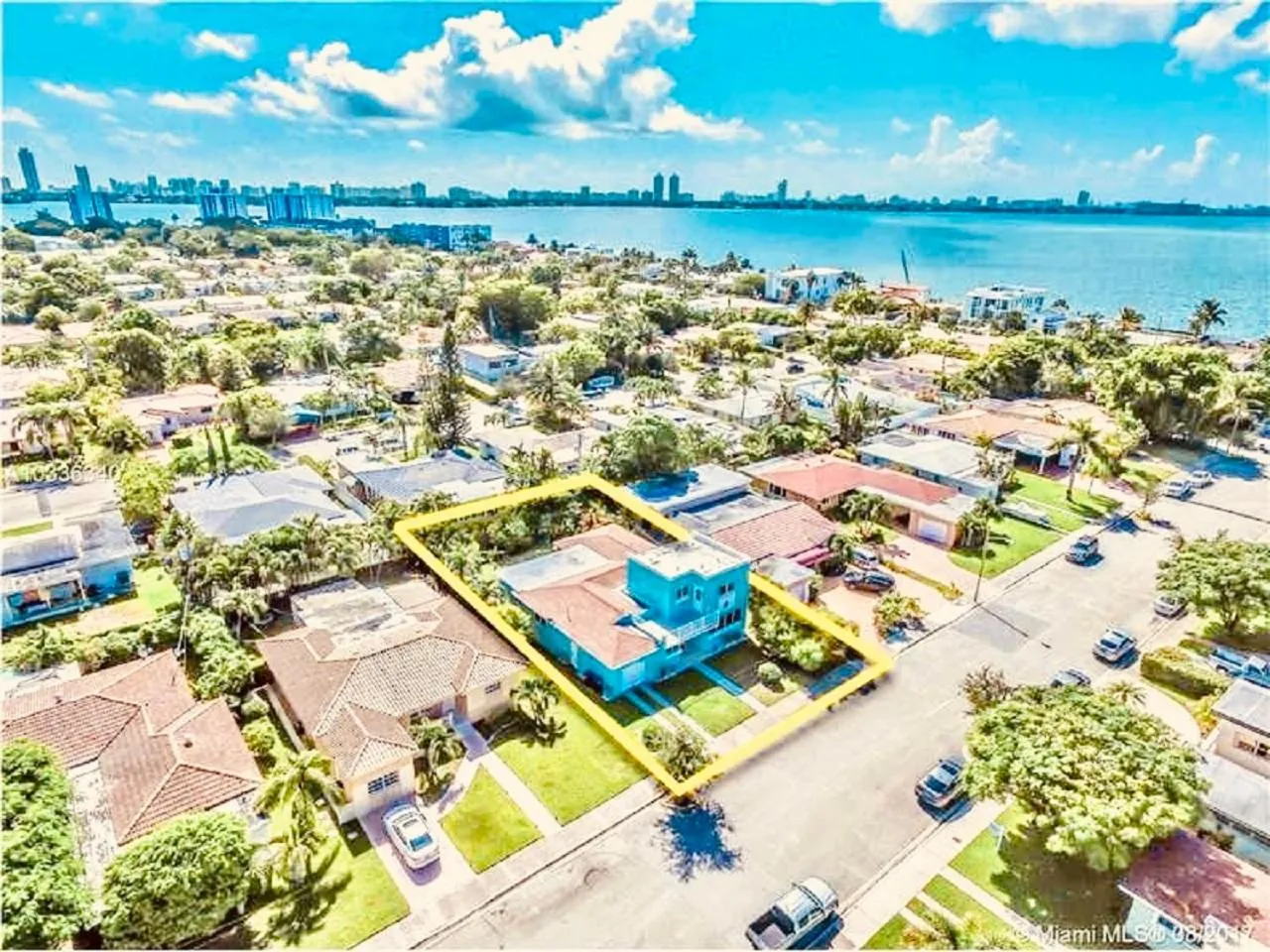 Sea view in Blue House Miami