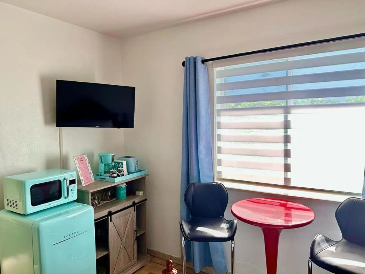 minibar in Blue House Miami