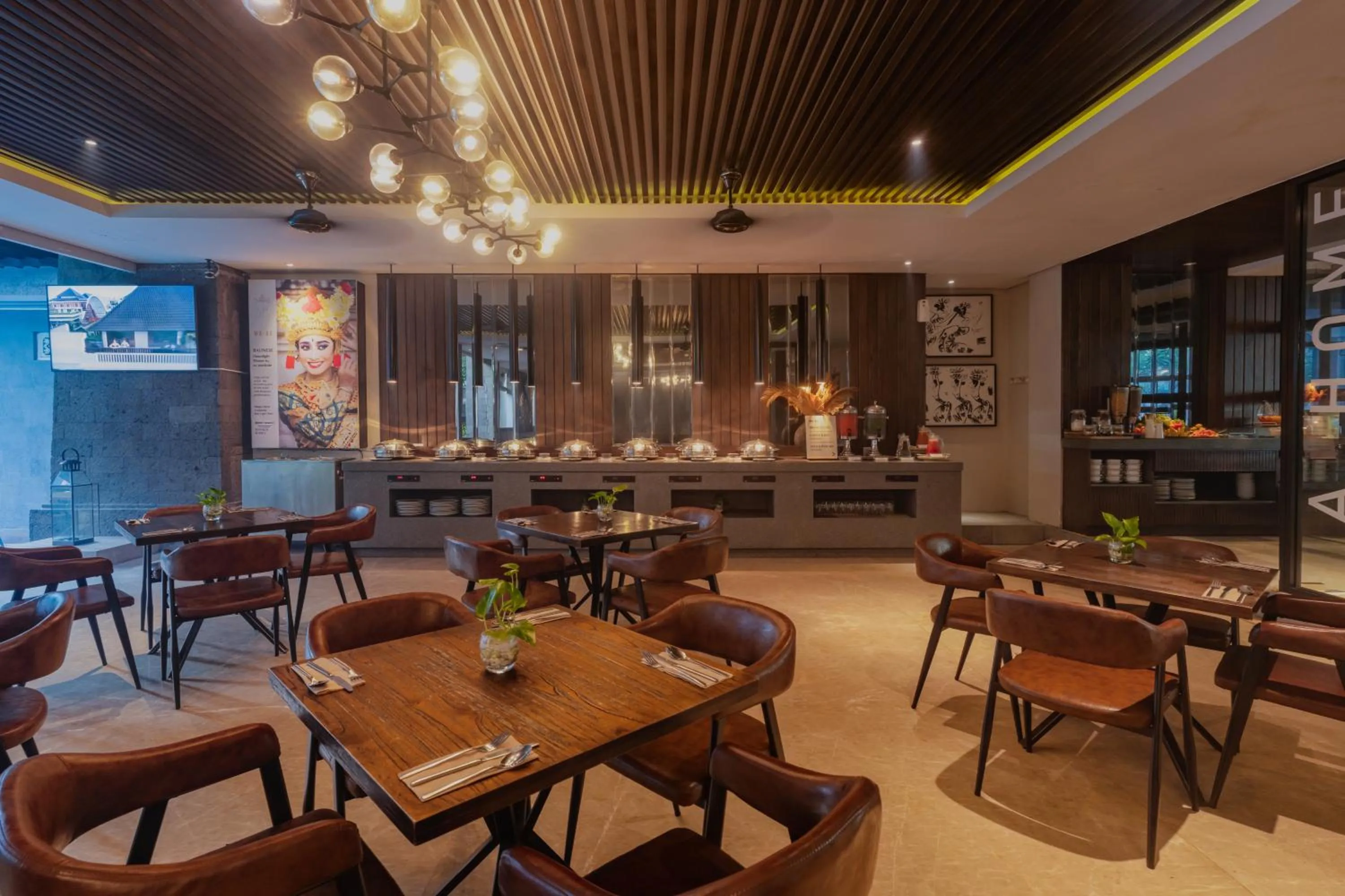 Restaurant/places to eat in The Vira Bali Boutique Hotel & Suite