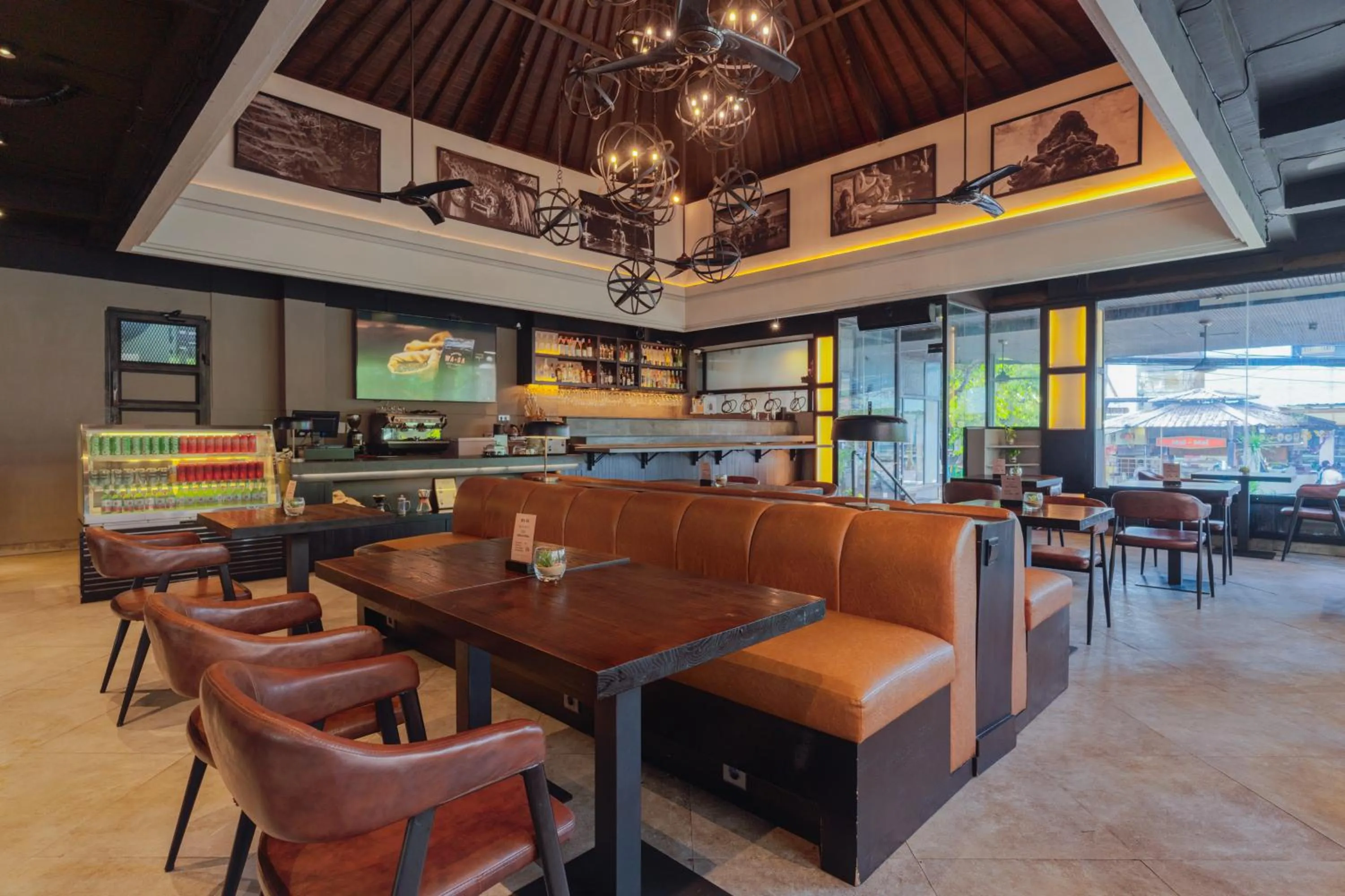 Restaurant/places to eat in The Vira Bali Boutique Hotel & Suite