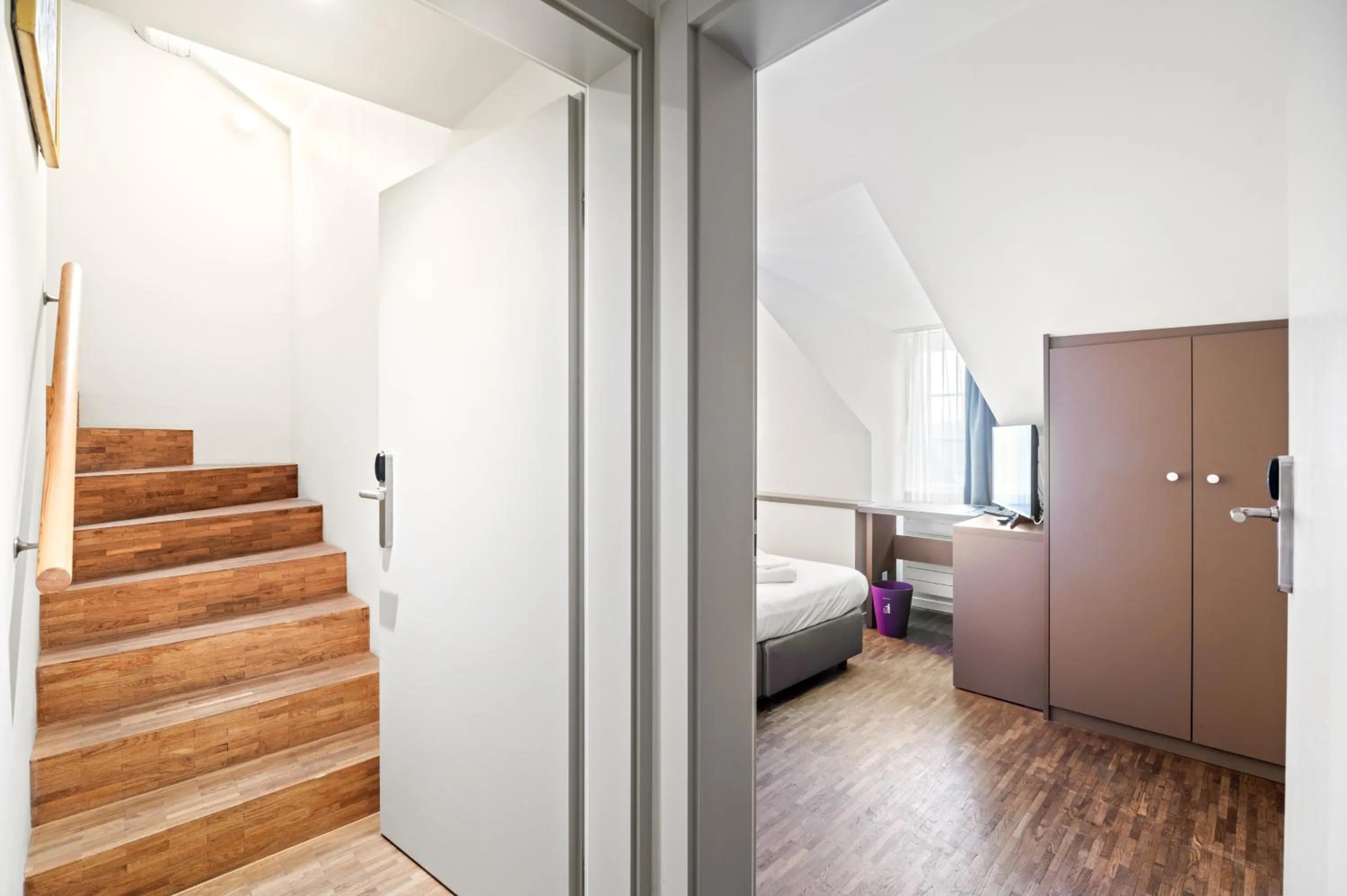 Photo of the whole room in Aparthotel Hine Adon Fribourg