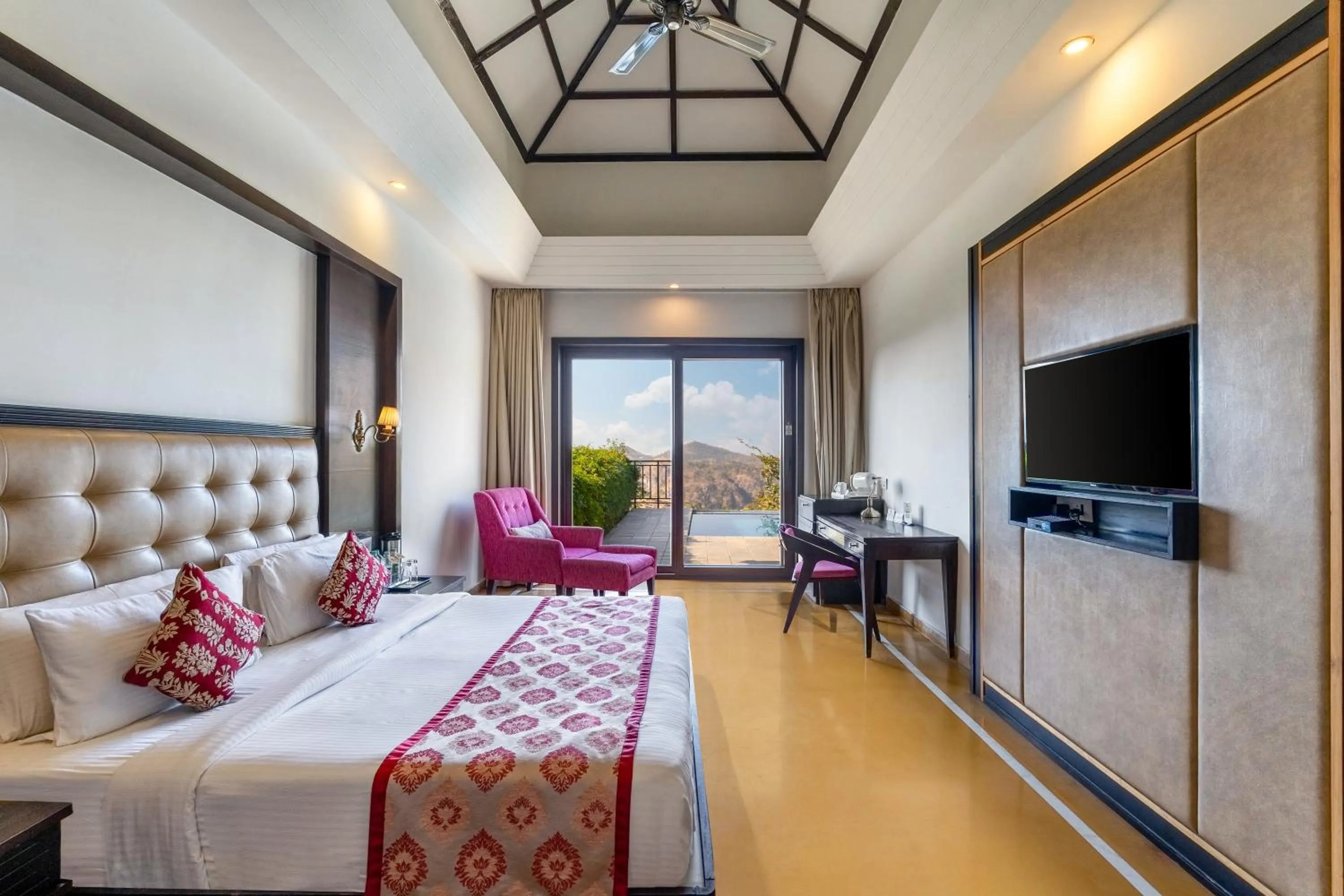 Bed in Mahua Bagh Resort Kumbhalgarh