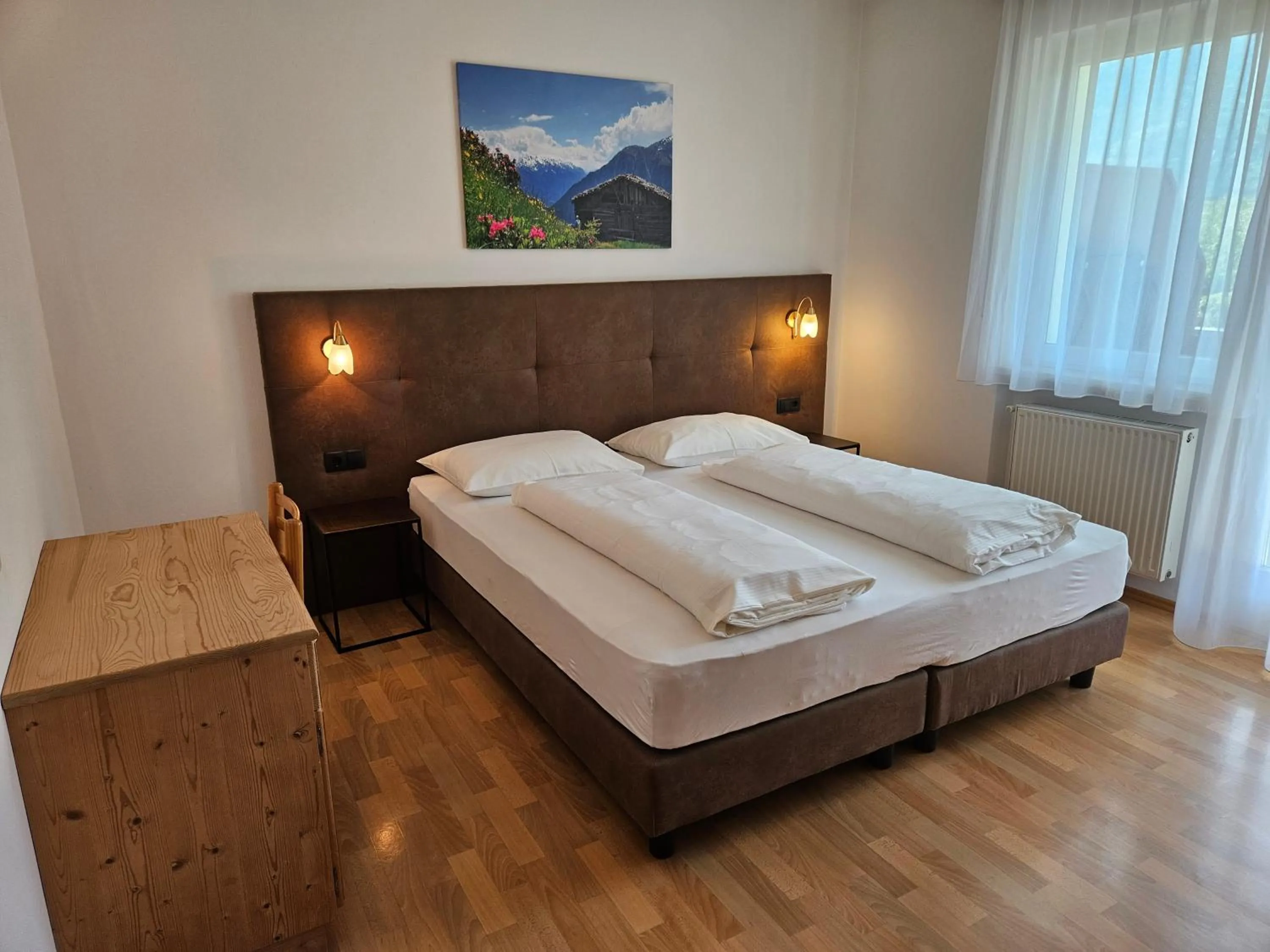 Photo of the whole room, Bed in Residence Obstgarten