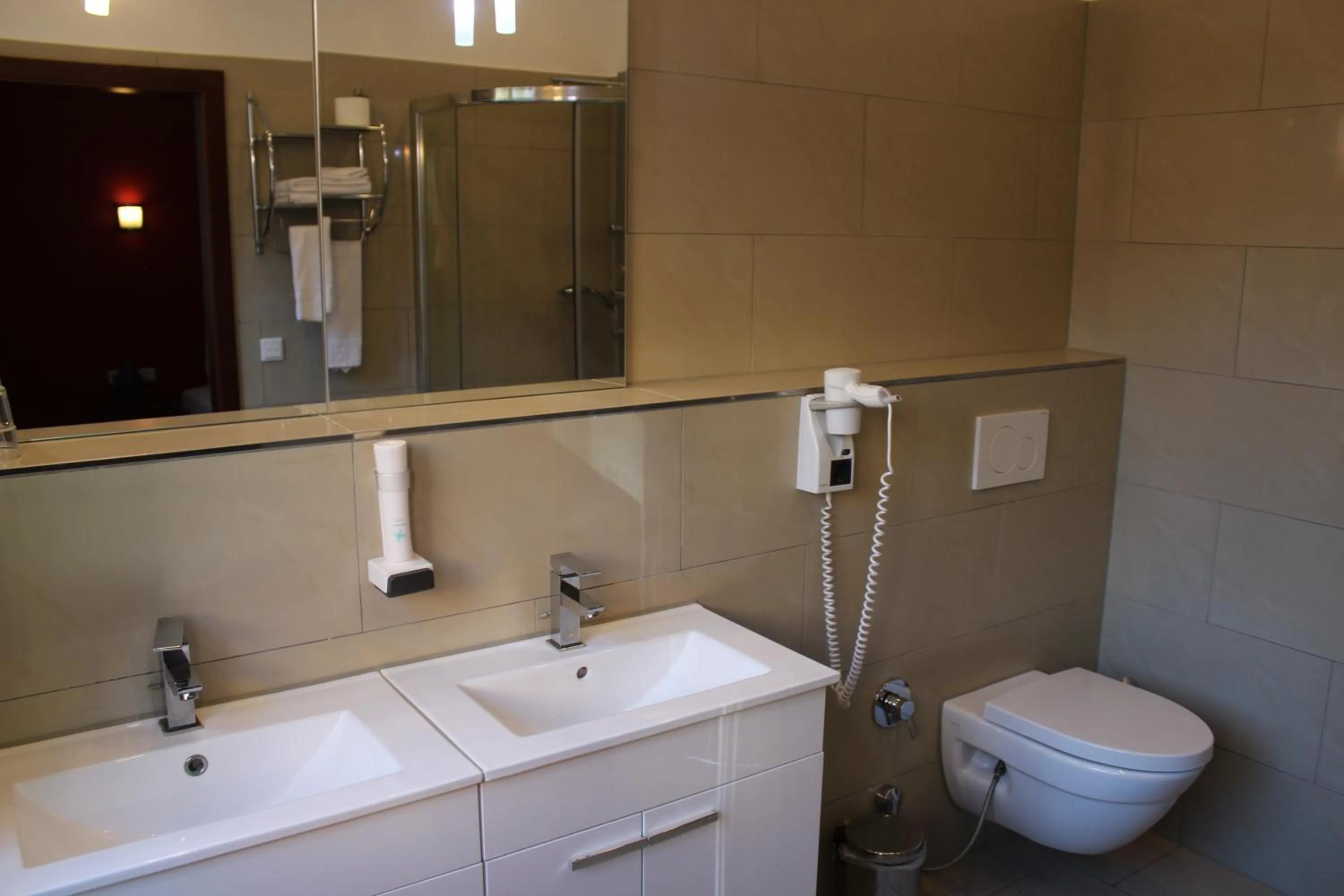 Bathroom in Hotel Atlas Sport